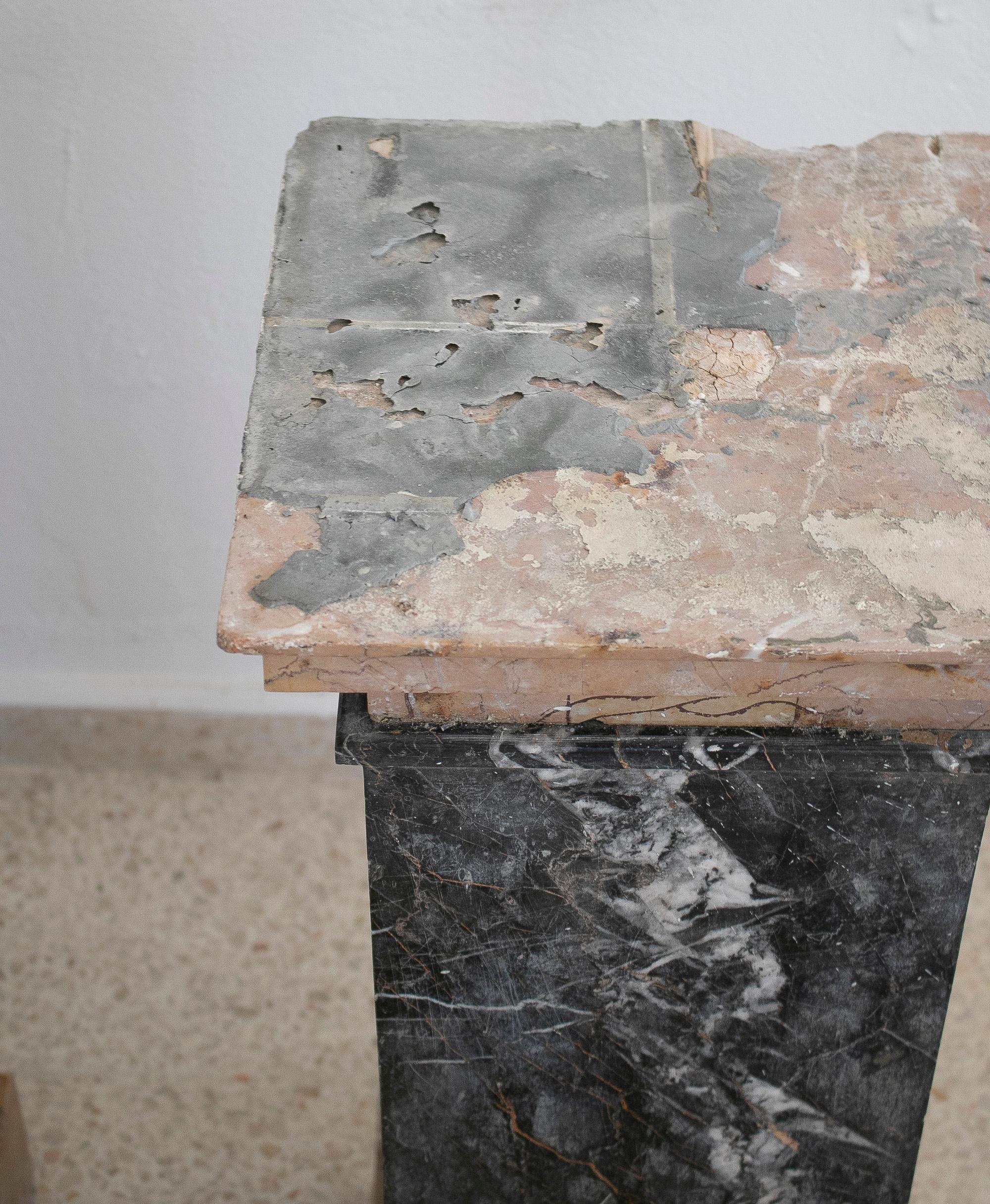 Pair of 1950s Italian 2-Tone Marble Square Pedestal Bases For Sale 13