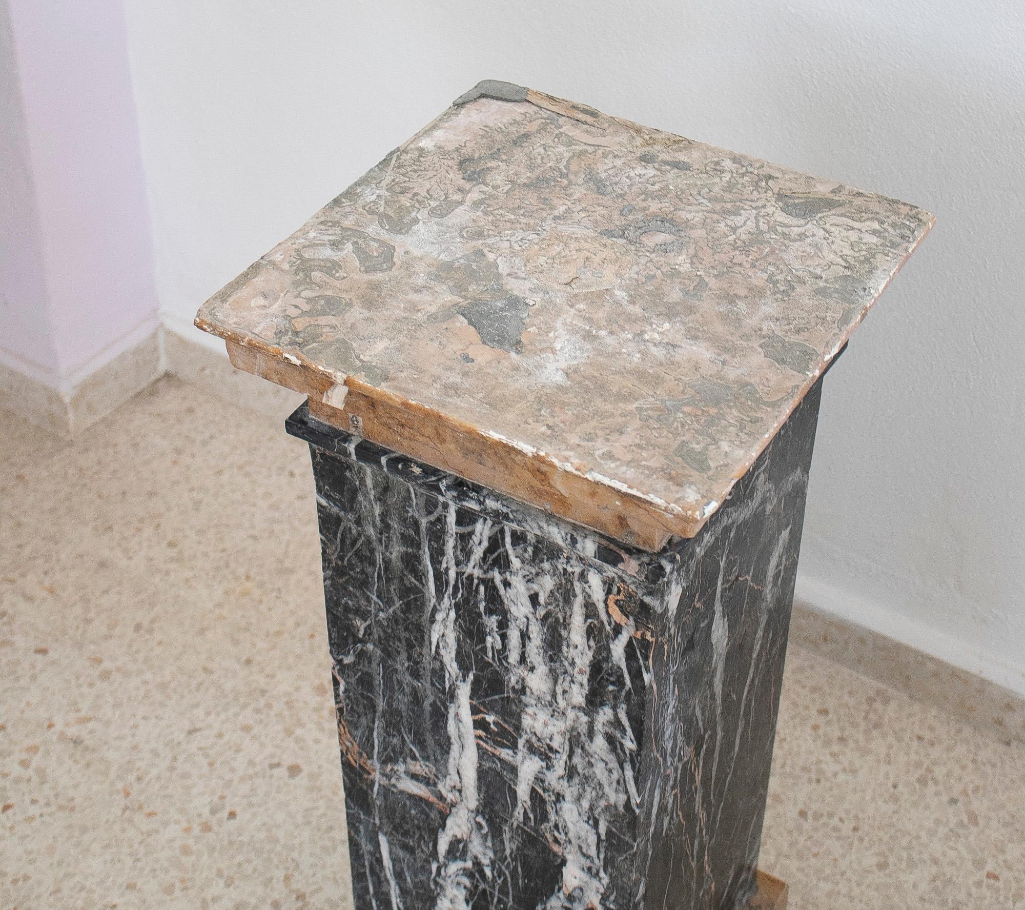 Pair of 1950s Italian 2-Tone Marble Square Pedestal Bases For Sale 15