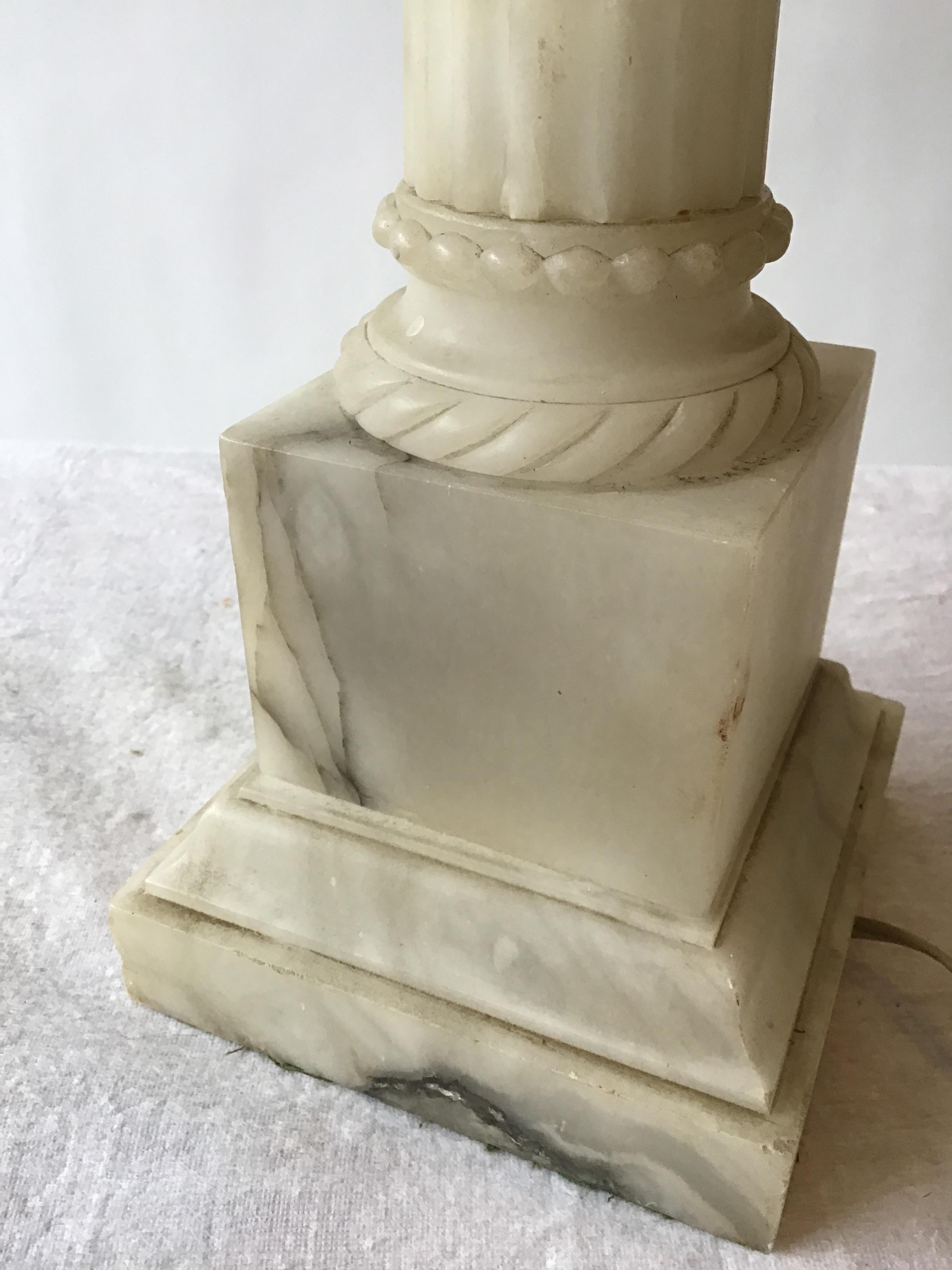 Pair of 1950s Italian Alabaster Column Lamps 4