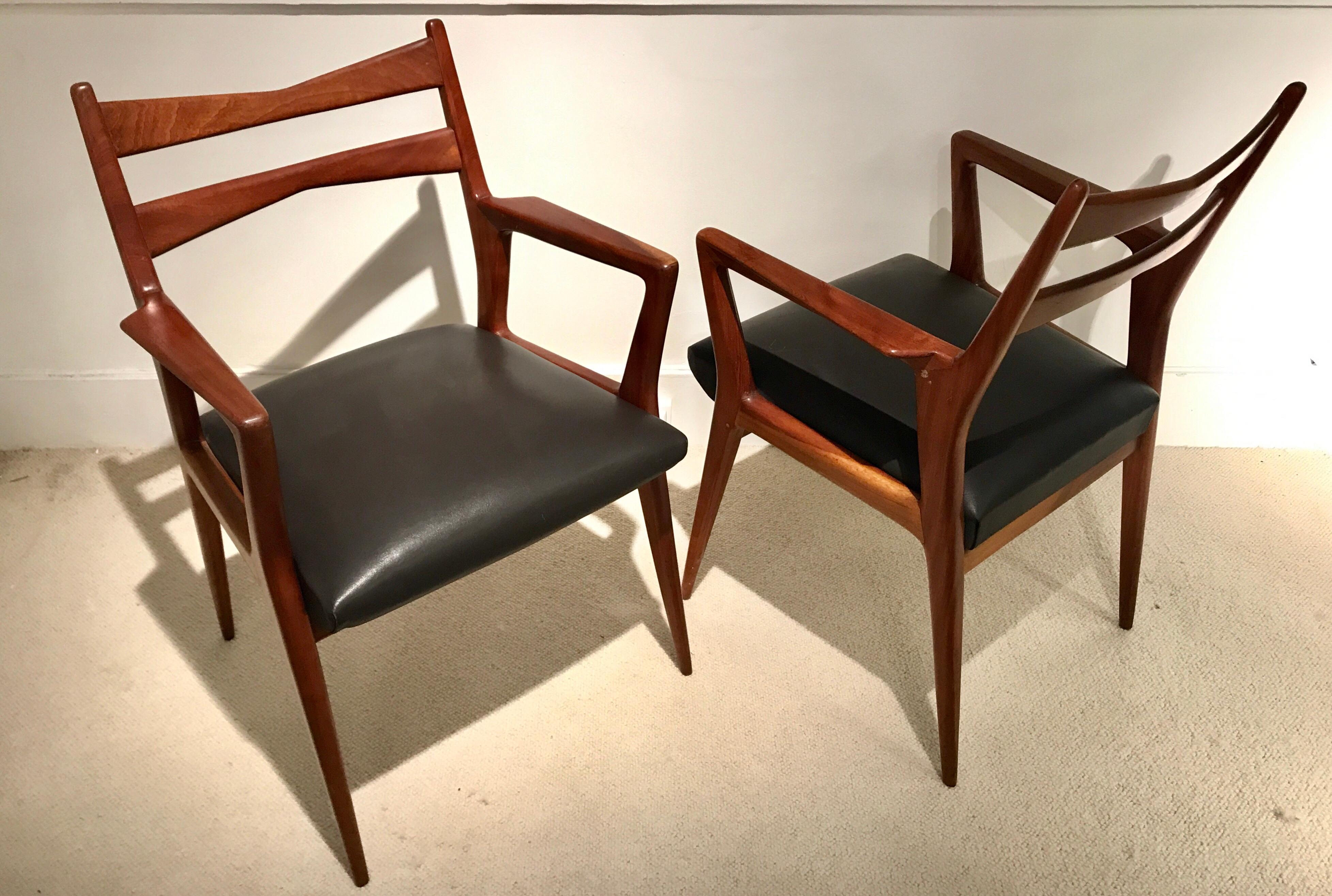 Pair of 1950s Italian Armchairs 7