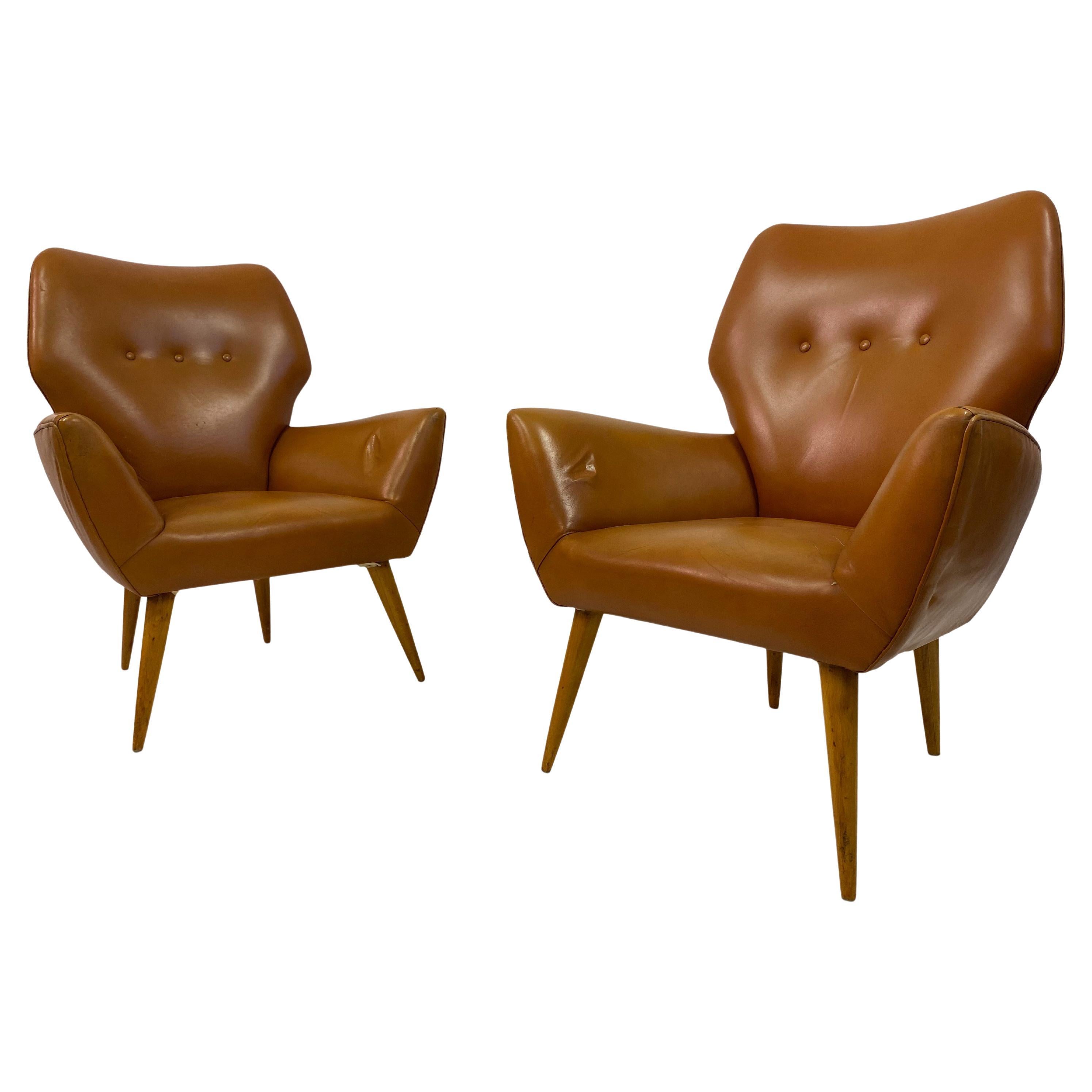Paire de fauteuils italiens des années 1950 en cuir marron