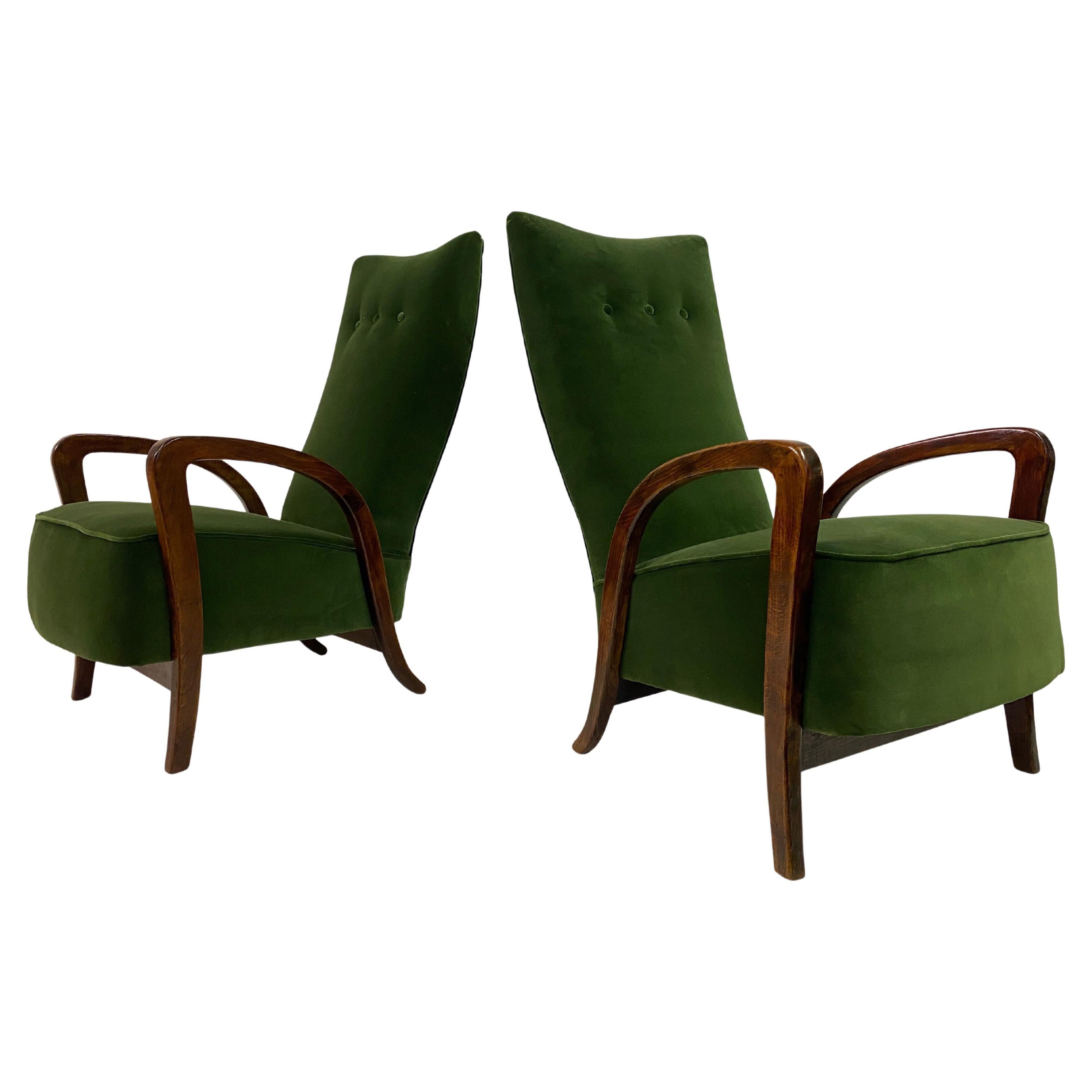 Pair of 1950s Italian Armchairs in Green Velvet For Sale