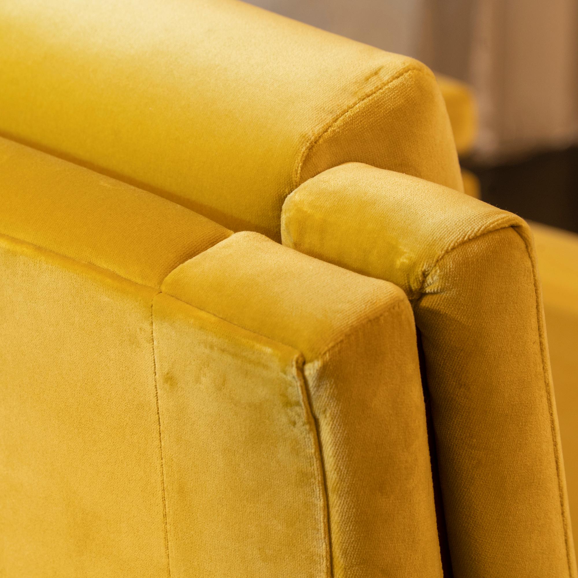 Pair of 1950s Italian Armchairs in Mustard Yellow Velvet, Wood Details 6