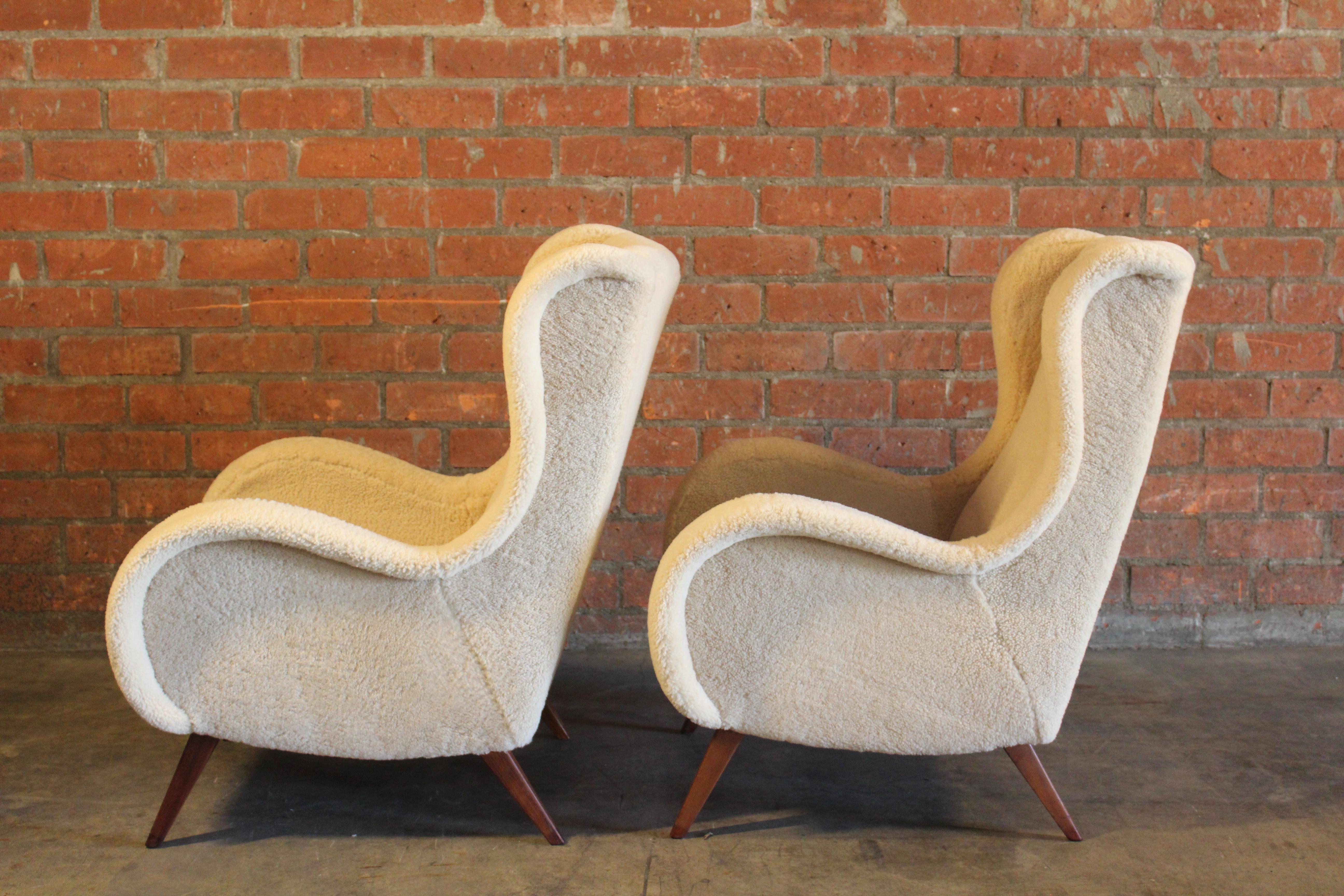 Pair of 1950s Italian Armchairs in Sheepskin in the Style of Marco Zanuso 5