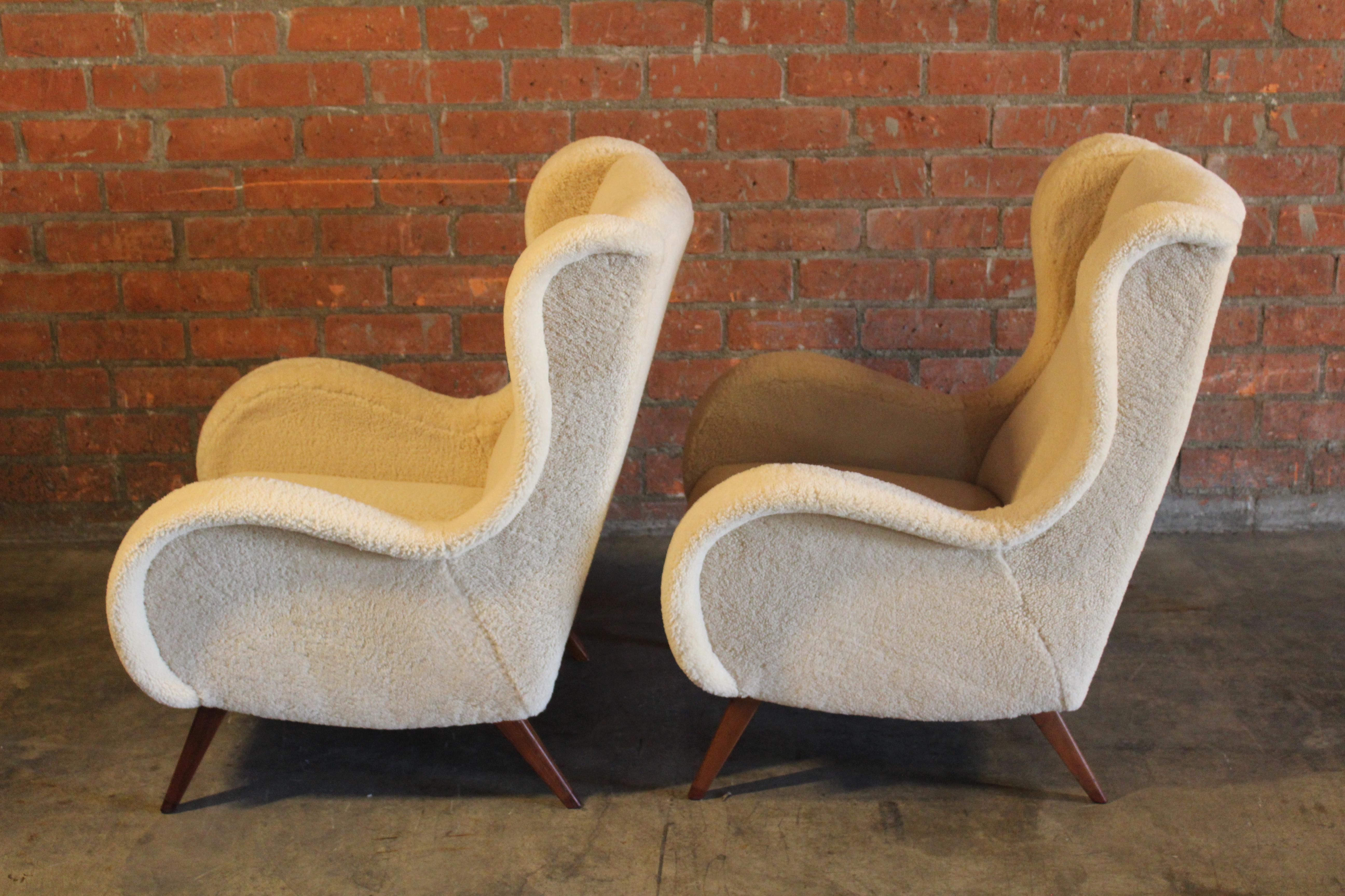 Pair of 1950s Italian Armchairs in Sheepskin in the Style of Marco Zanuso 6