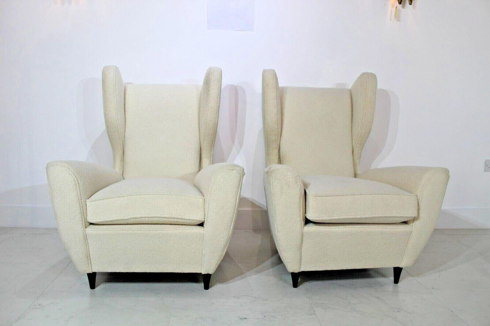 Pair of Italian Armchairs, 1950's, Recently Reupholstered in Boucle In Good Condition In London, GB