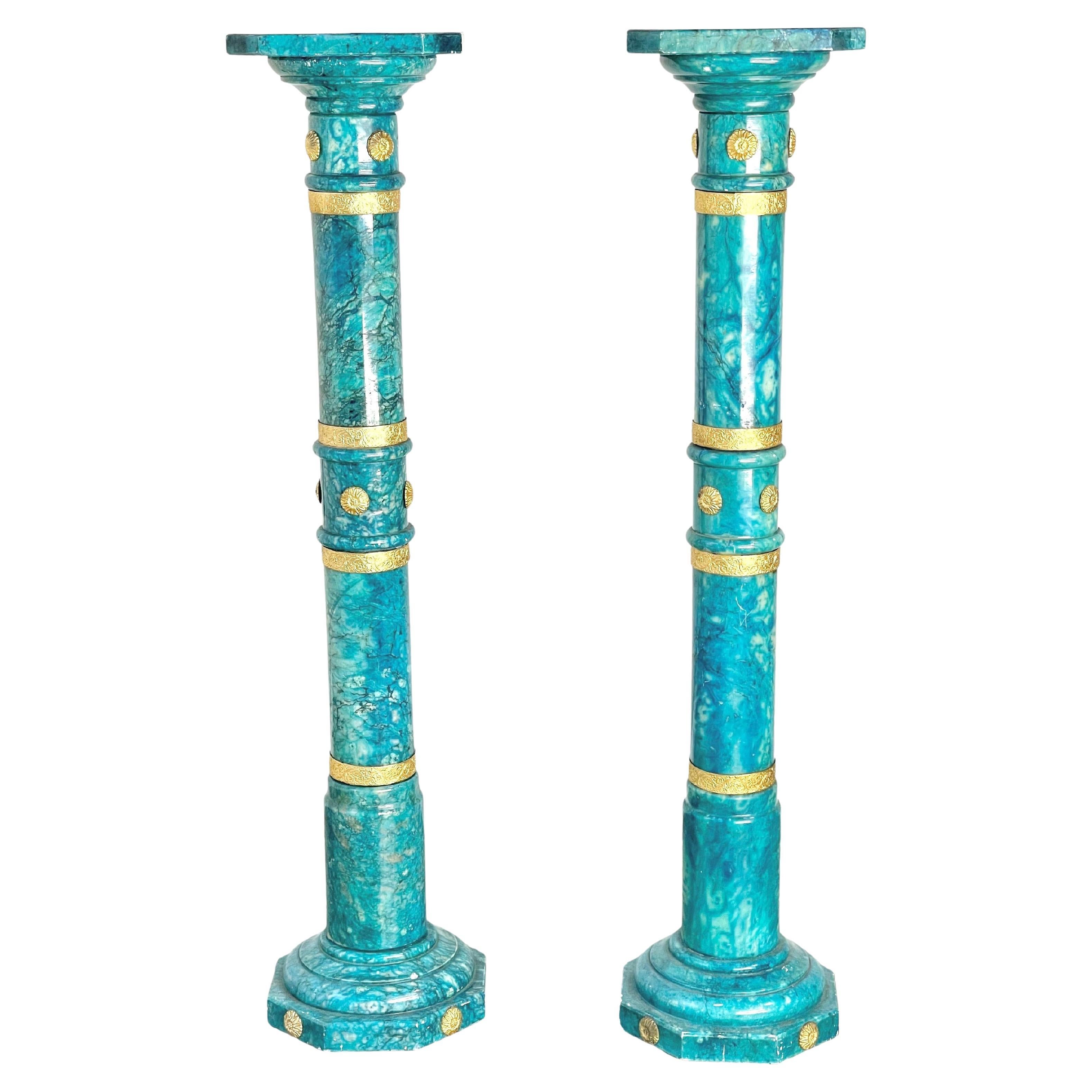 Paire de colonnes de piédestaux italiens des années 1950 en albâtre bleu-vert