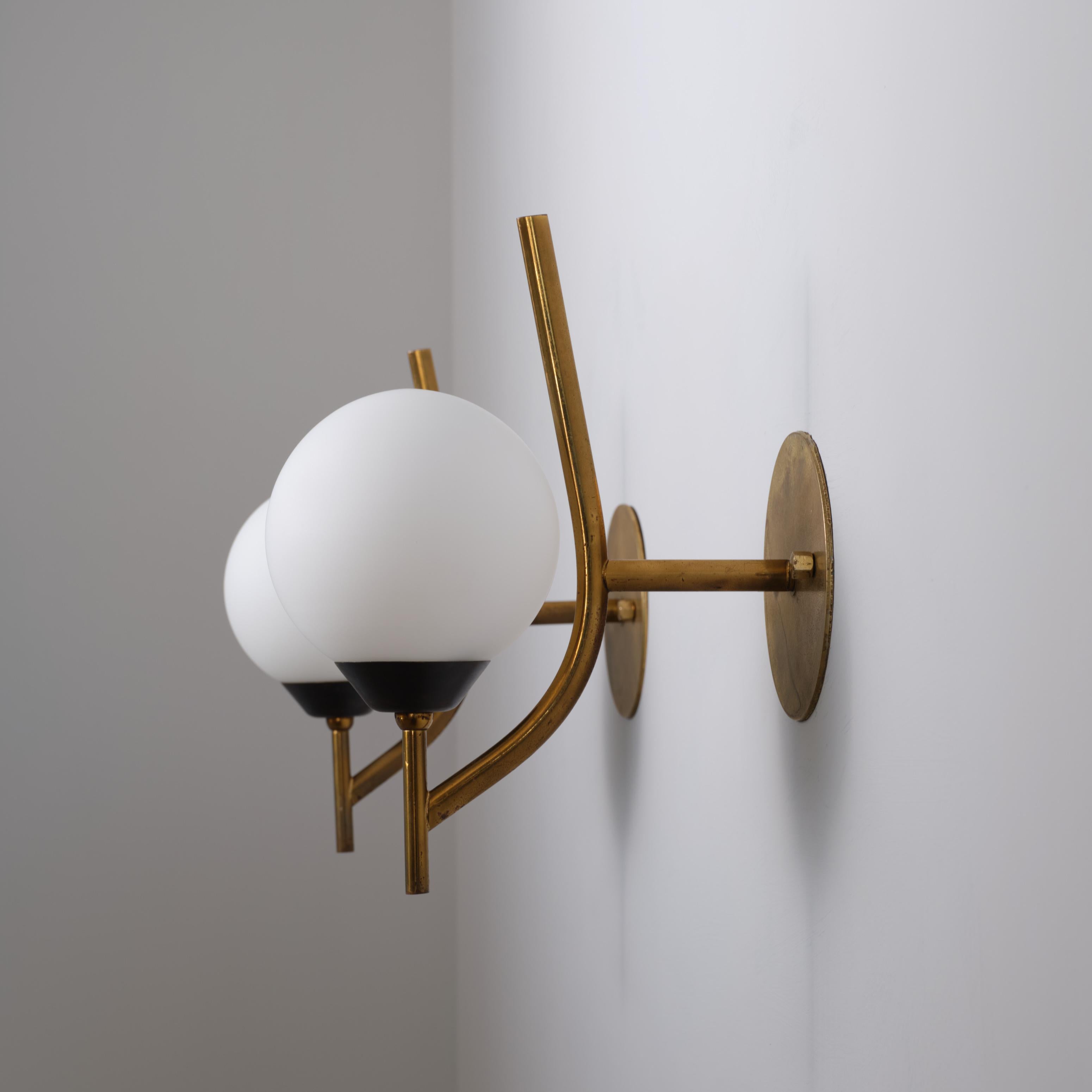 Pair of 1950s Italian Brass and Burnished Steel Sconces with Opaline Glass Globe For Sale 8