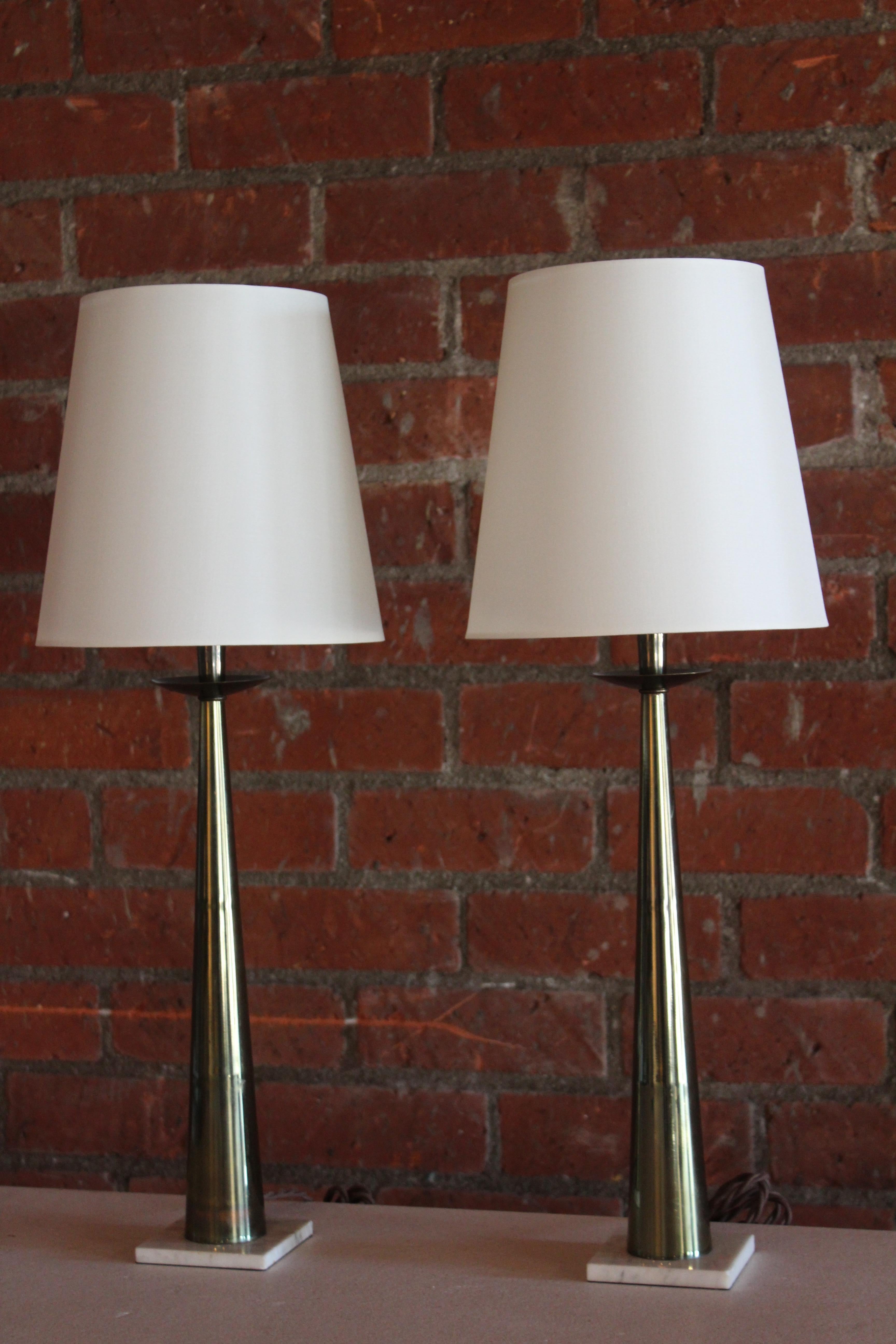 Mid-Century Modern Pair of 1950s Italian Brass and Marble Table Lamps