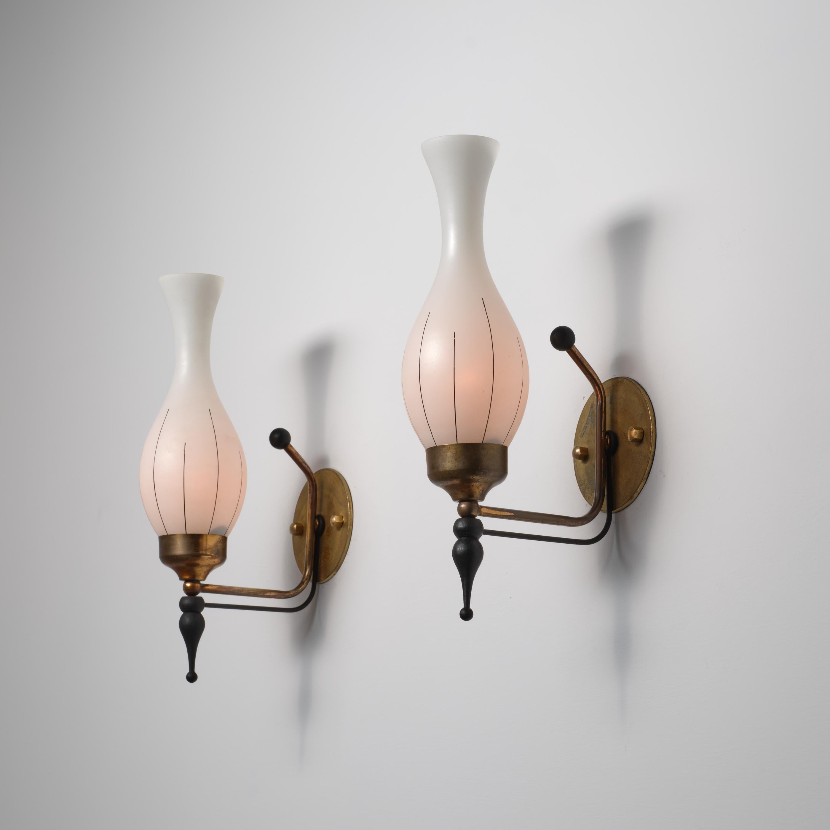 Ottone Pair of 1950s Italian Brass, Black-Lacquered Metal & Opaline Glass Wall Sconces in vendita