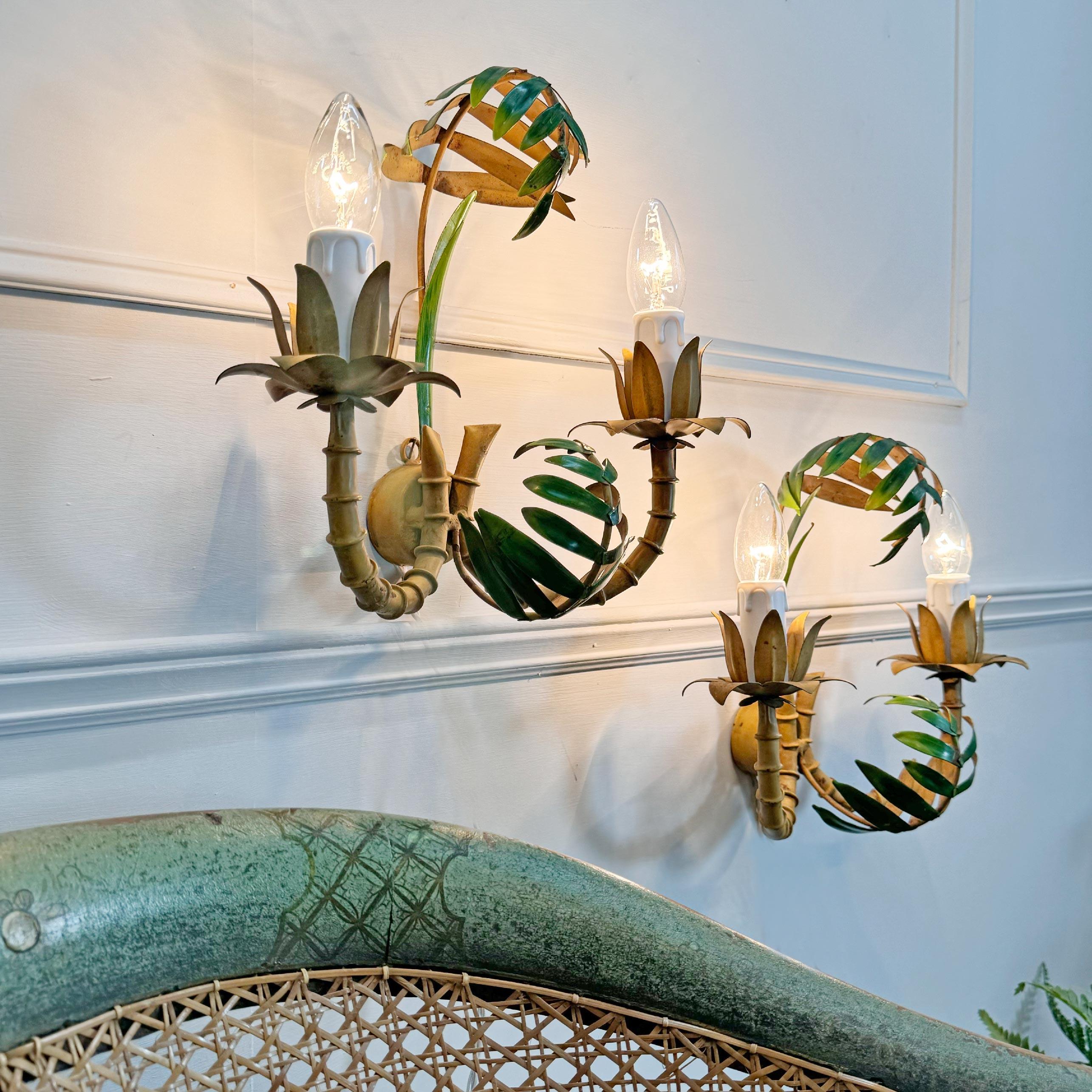 Pareja de apliques italianos de hojas de bambú de imitación de los años 50 Italiano en venta