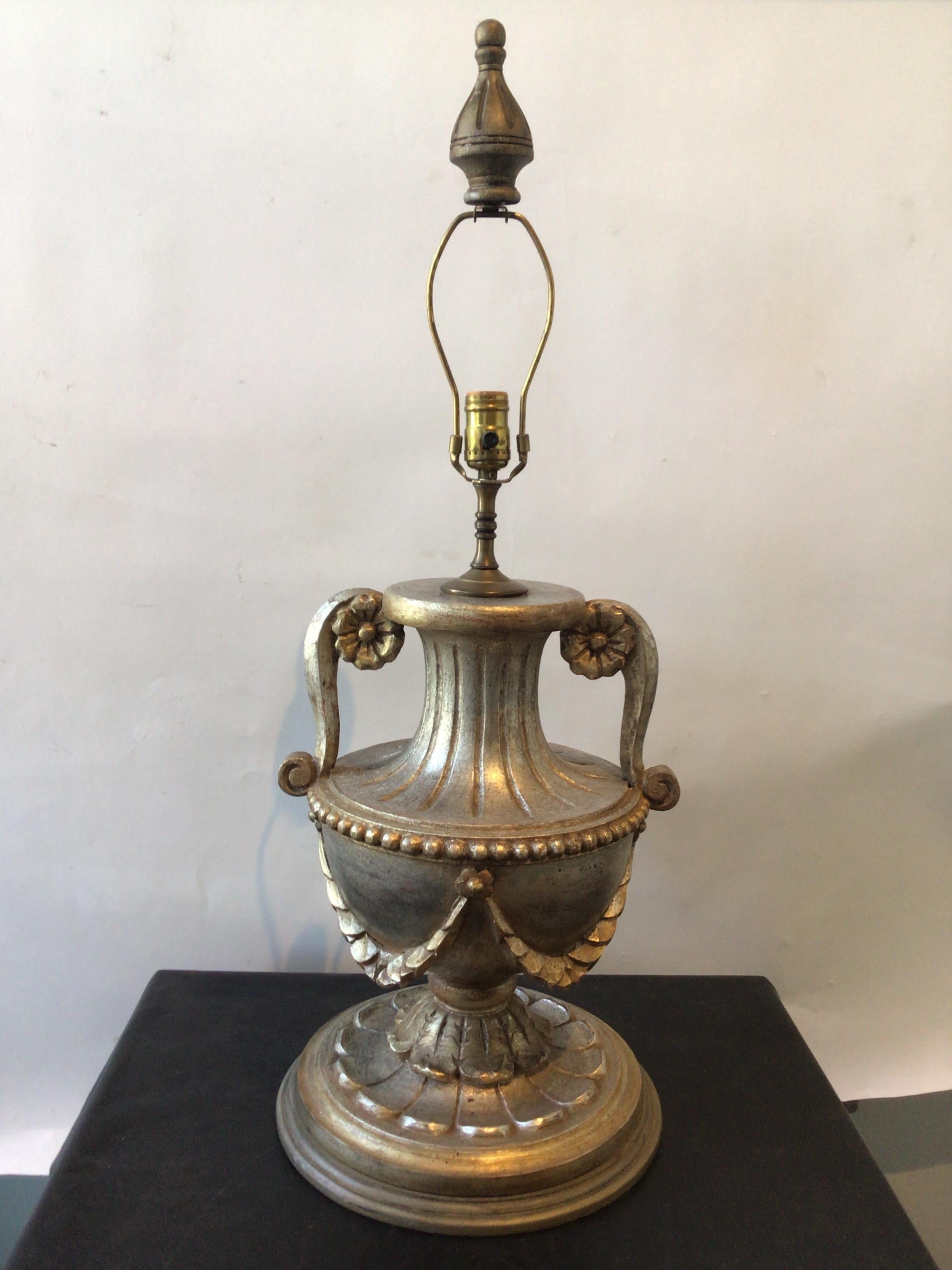 Pair of 1950s Italian Large Carved Wood Silver Leaf Urn Lamps In Good Condition For Sale In Tarrytown, NY