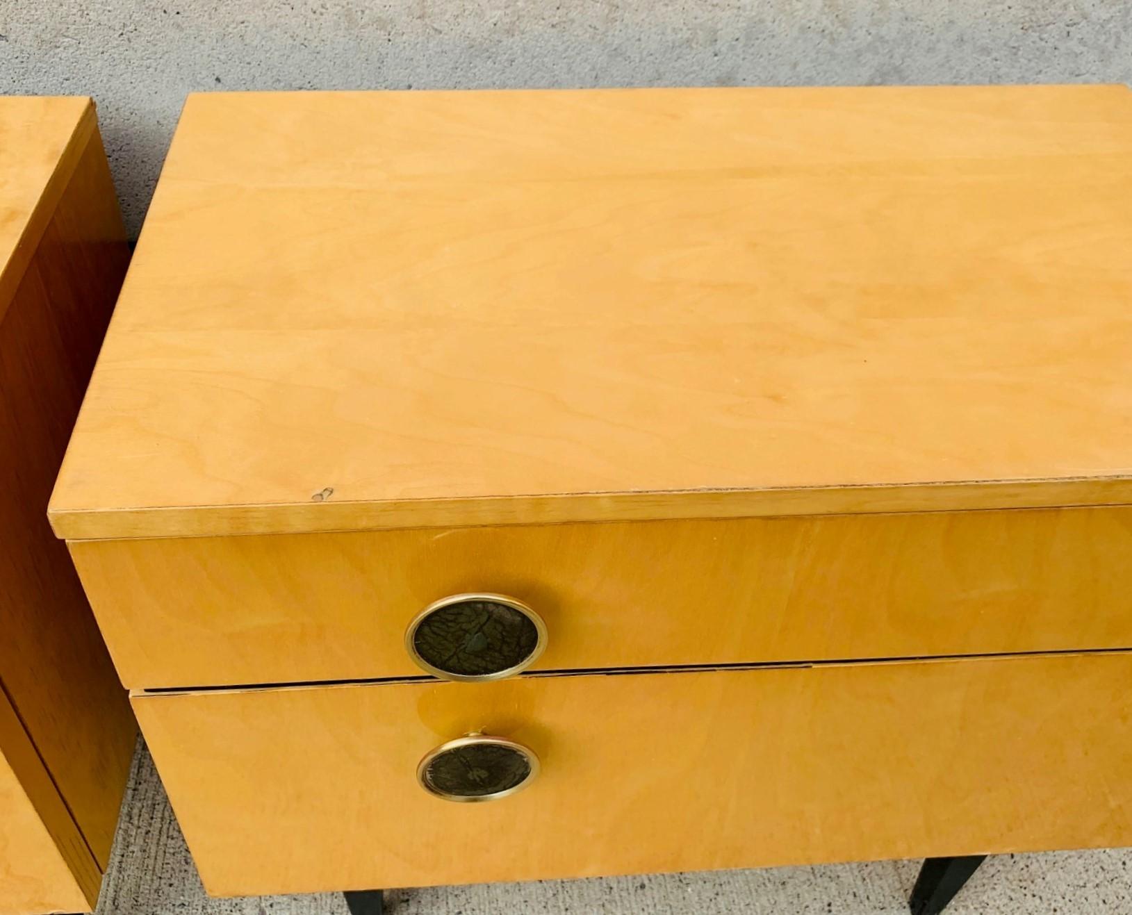 Mid-20th Century Pair of 1950s Italian Nightstands For Sale