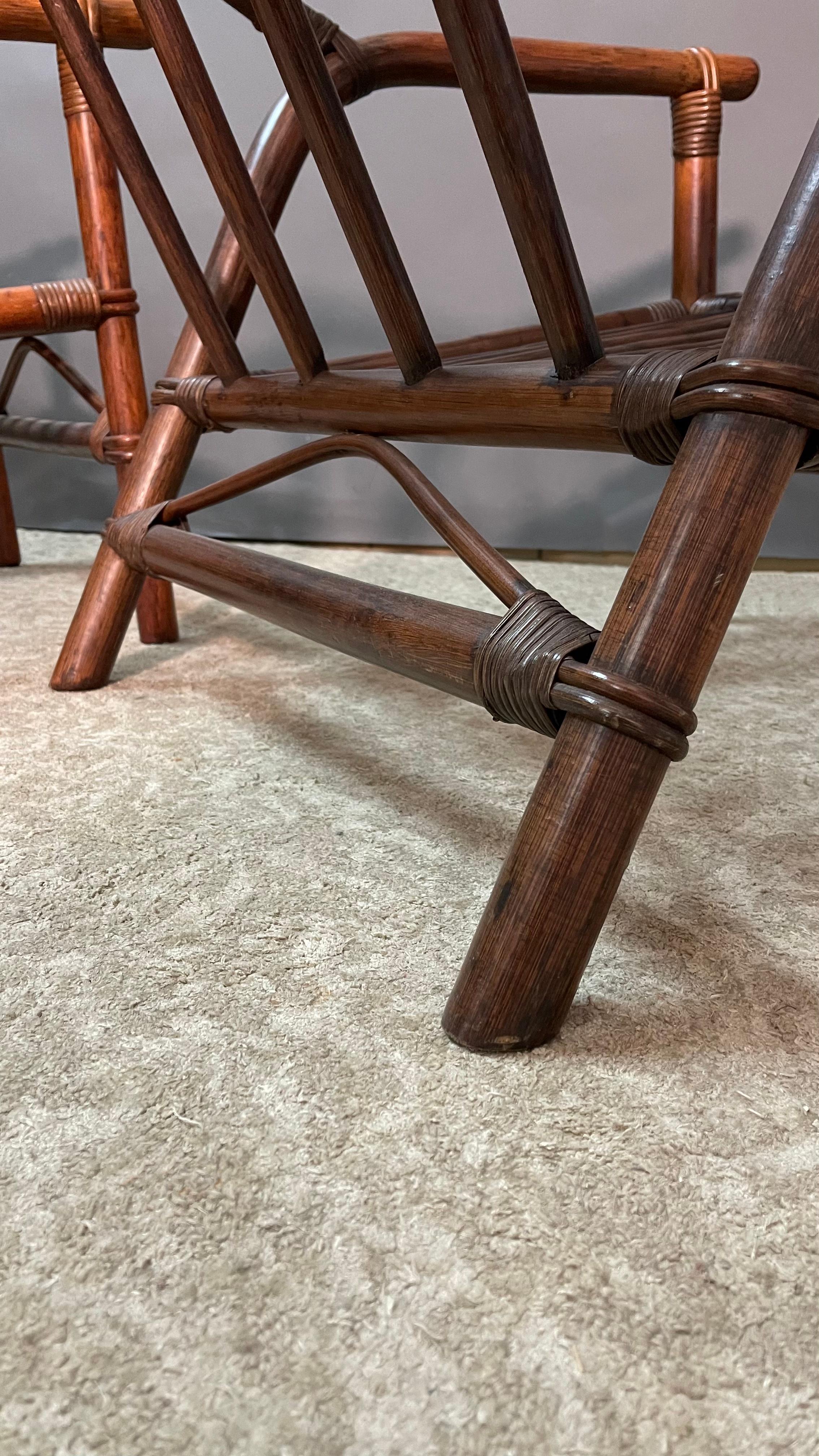 Paire de fauteuils italiens en rotin des années 1950 en vente 6