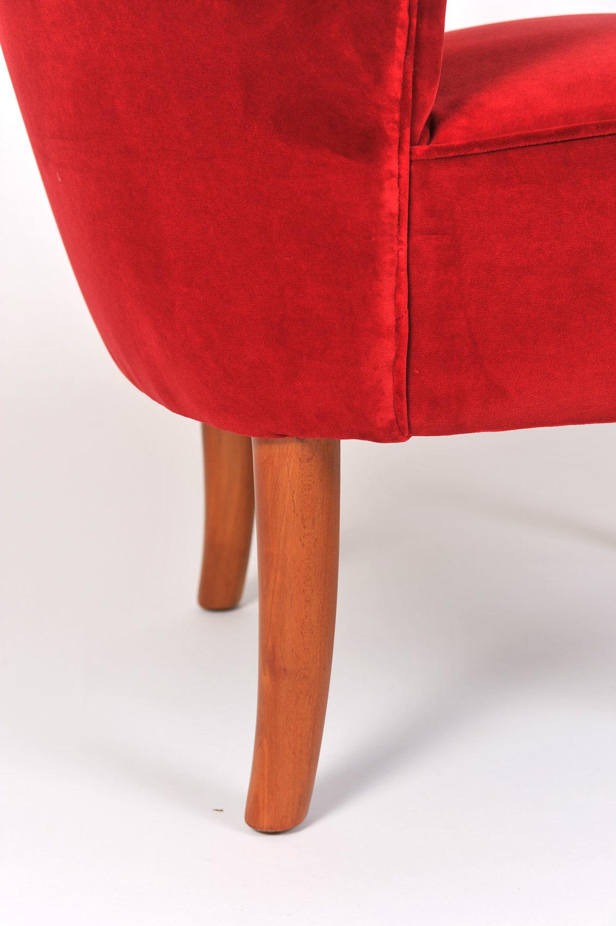 Pair of 1950s Italian Red Occasional Chairs In Good Condition For Sale In London, GB