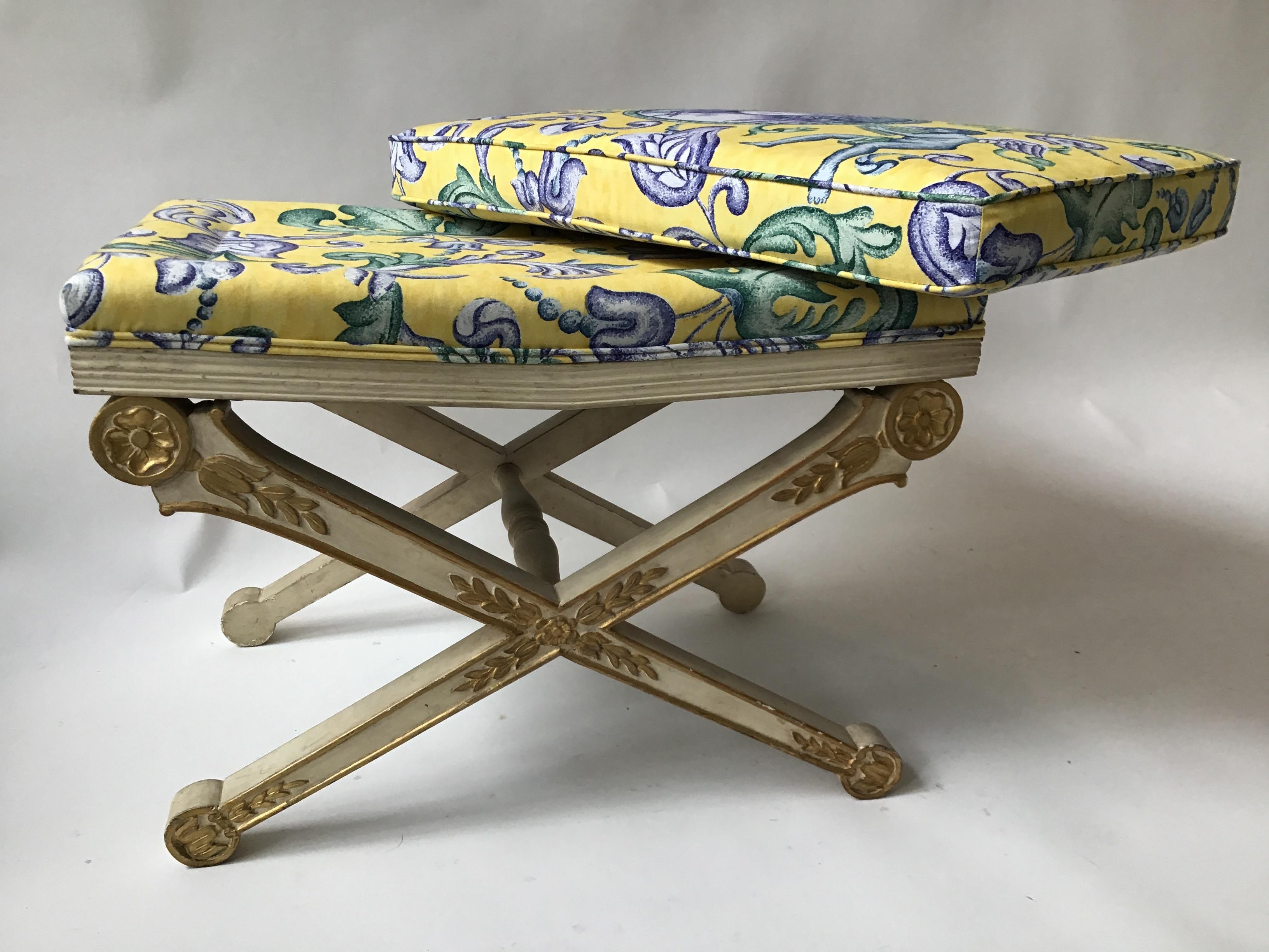 Pair of 1950s Italian Regency Style Painted Wood and Gilt Benches 9