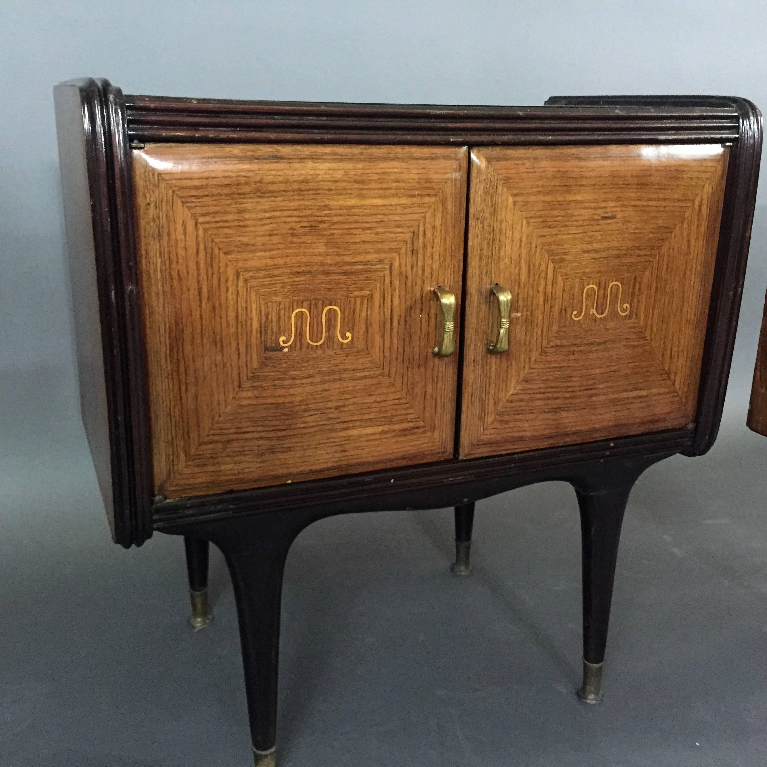 Pair of 1950s Italian Rosewood and Lacquered Nightstands For Sale 1