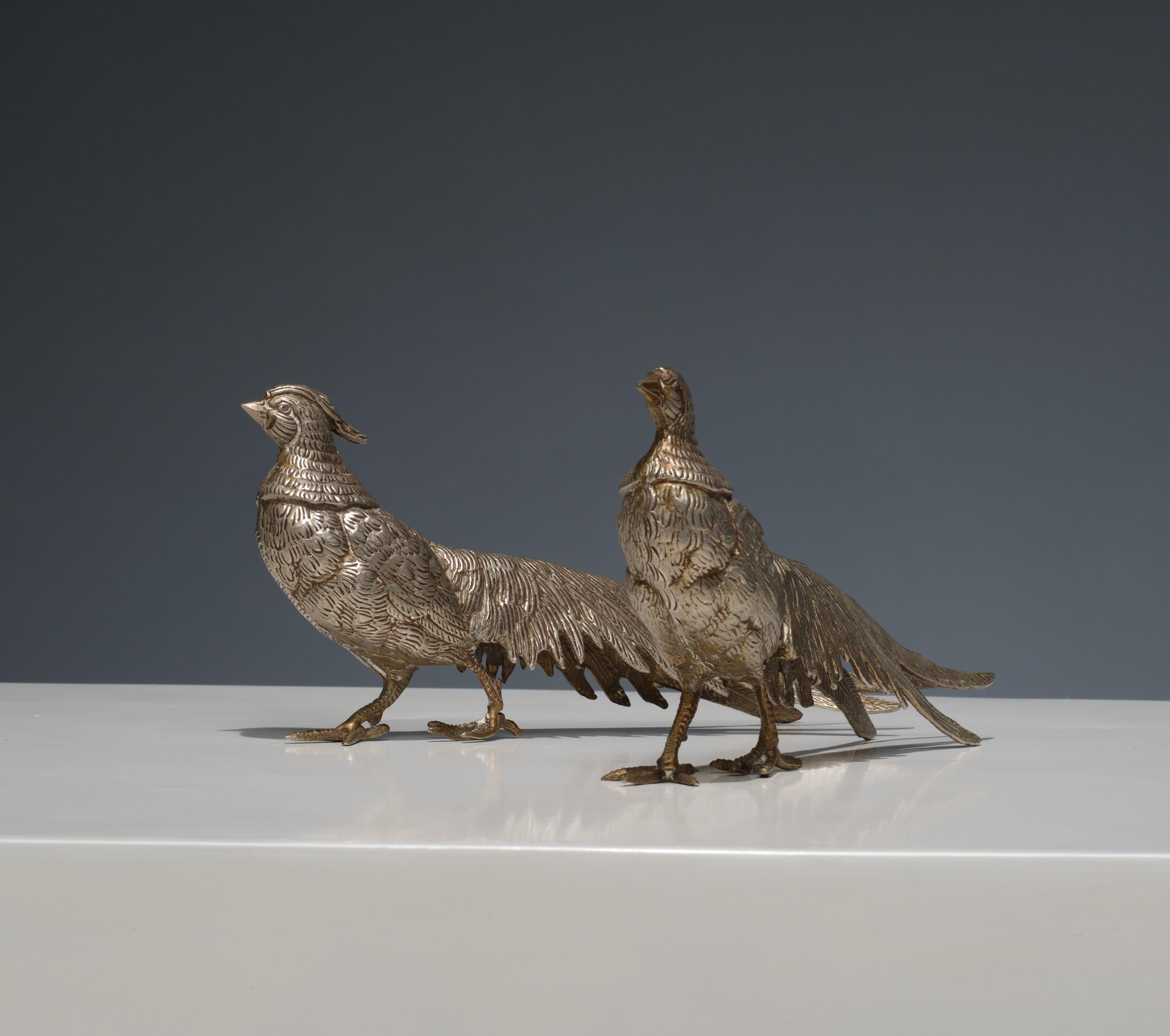 Mid-20th Century Pair of 1950s Italian Silver Pheasants - Elegant Mid-Century Decor For Sale