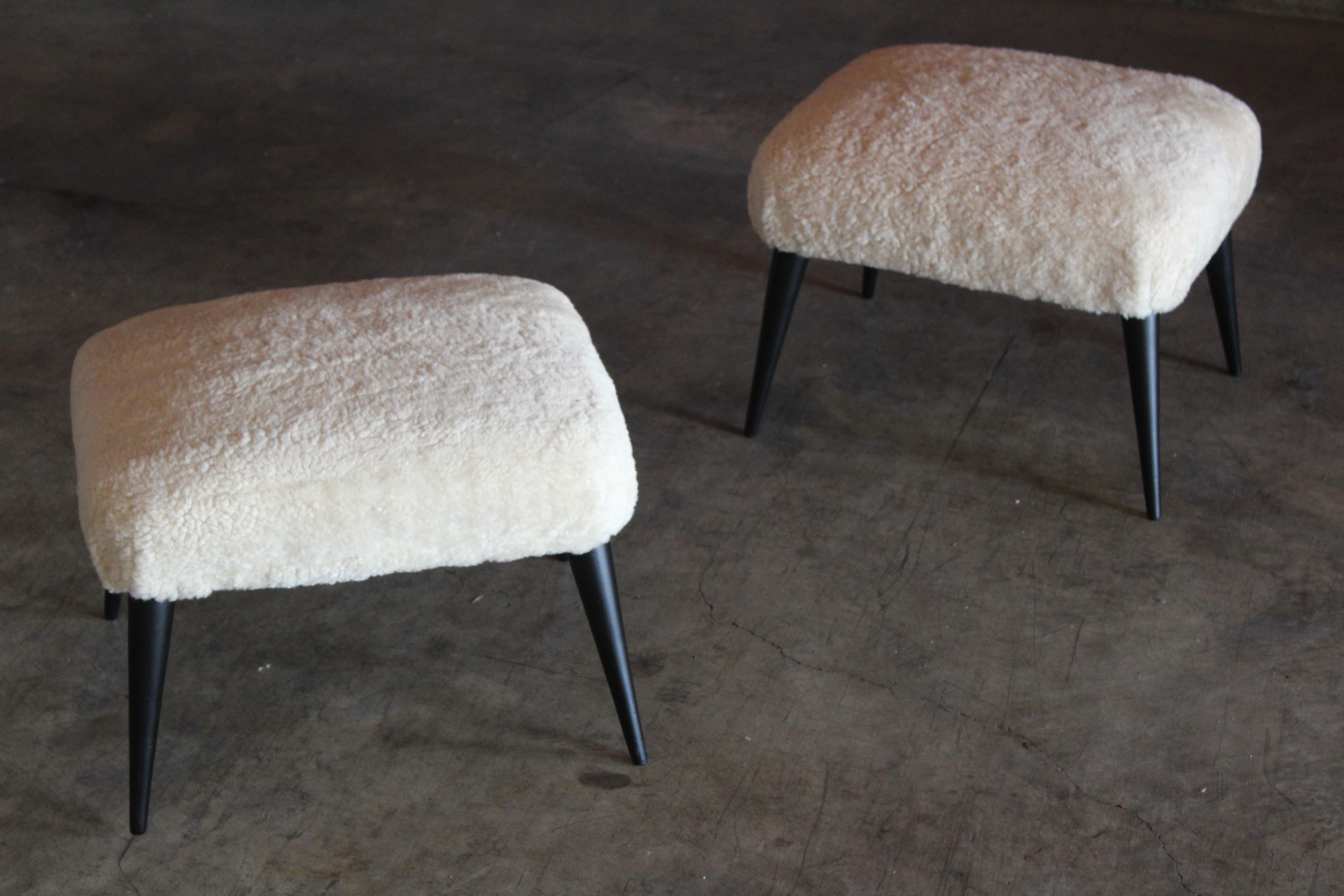 Pair of 1950s Italian Stools in Sheepskin 1