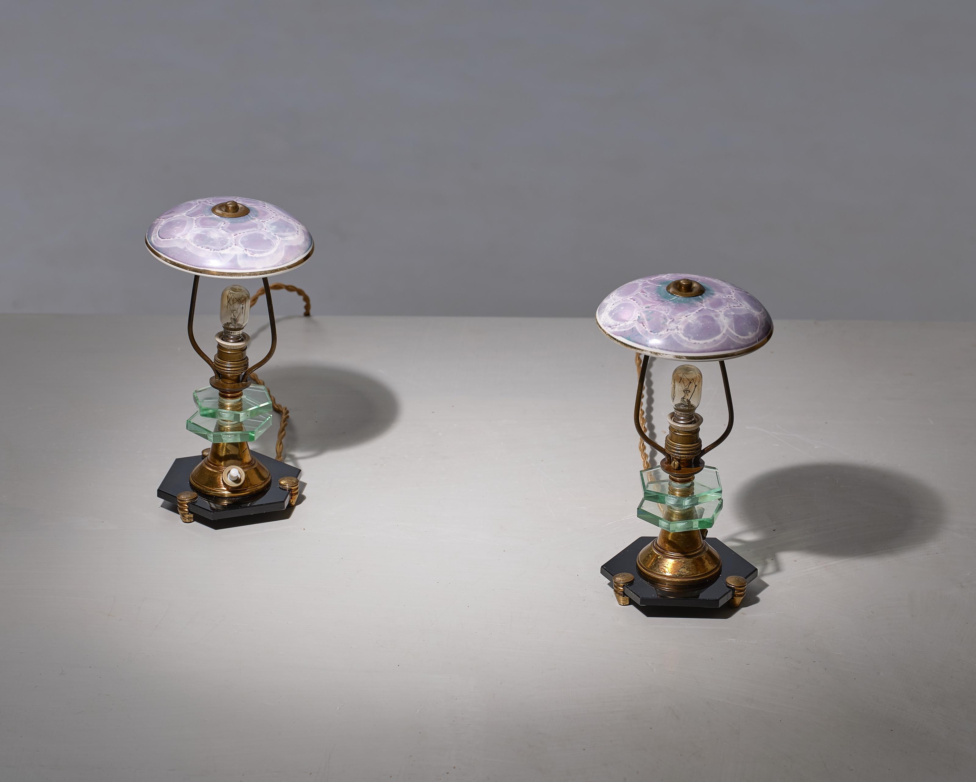 Pair of 1950s Italian Table Lamps - Brass, Black Glass Base, Ceramic Lampshades For Sale 3