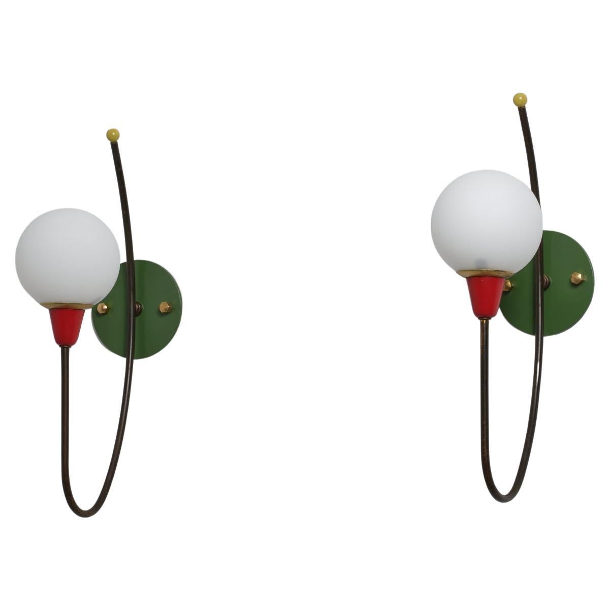Pair of 1950s Italian Wall Sconces in Brass, Multicolor Lacquered Metal and Opal For Sale