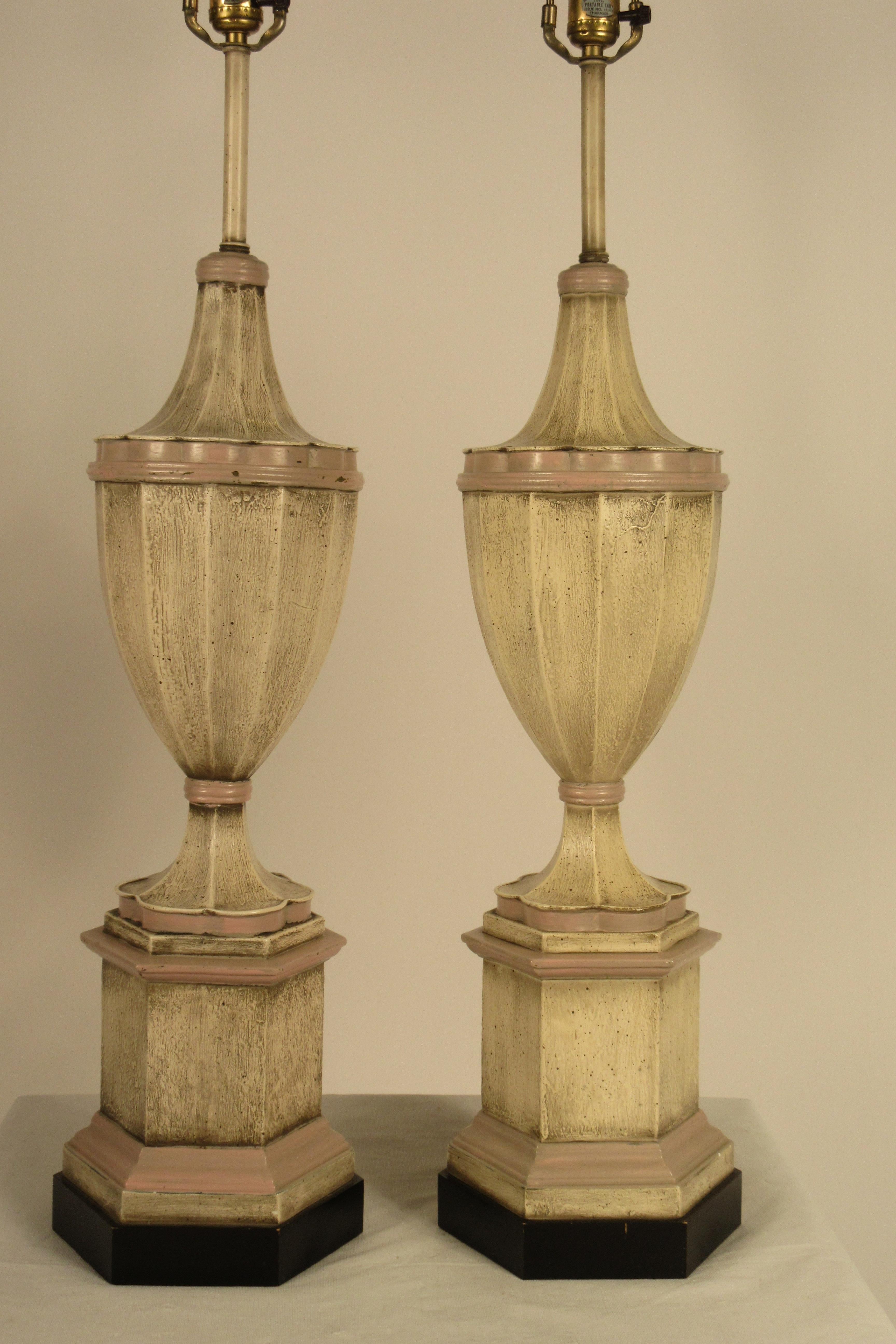 Pair of 1950s Large Pink Plaster Finial Lamps In Good Condition For Sale In Tarrytown, NY