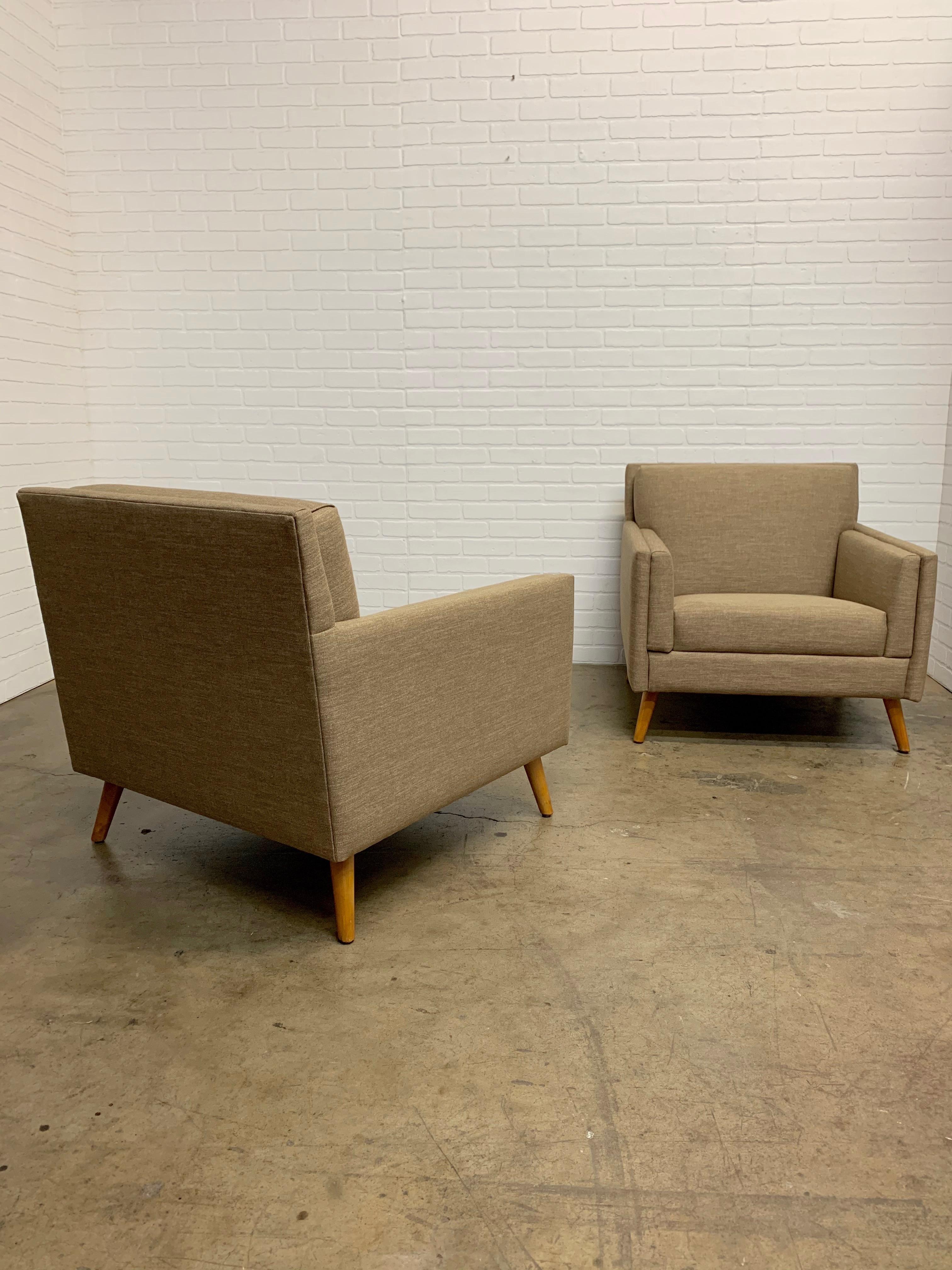 Pair of 1950s Lounge Chairs For Sale 9