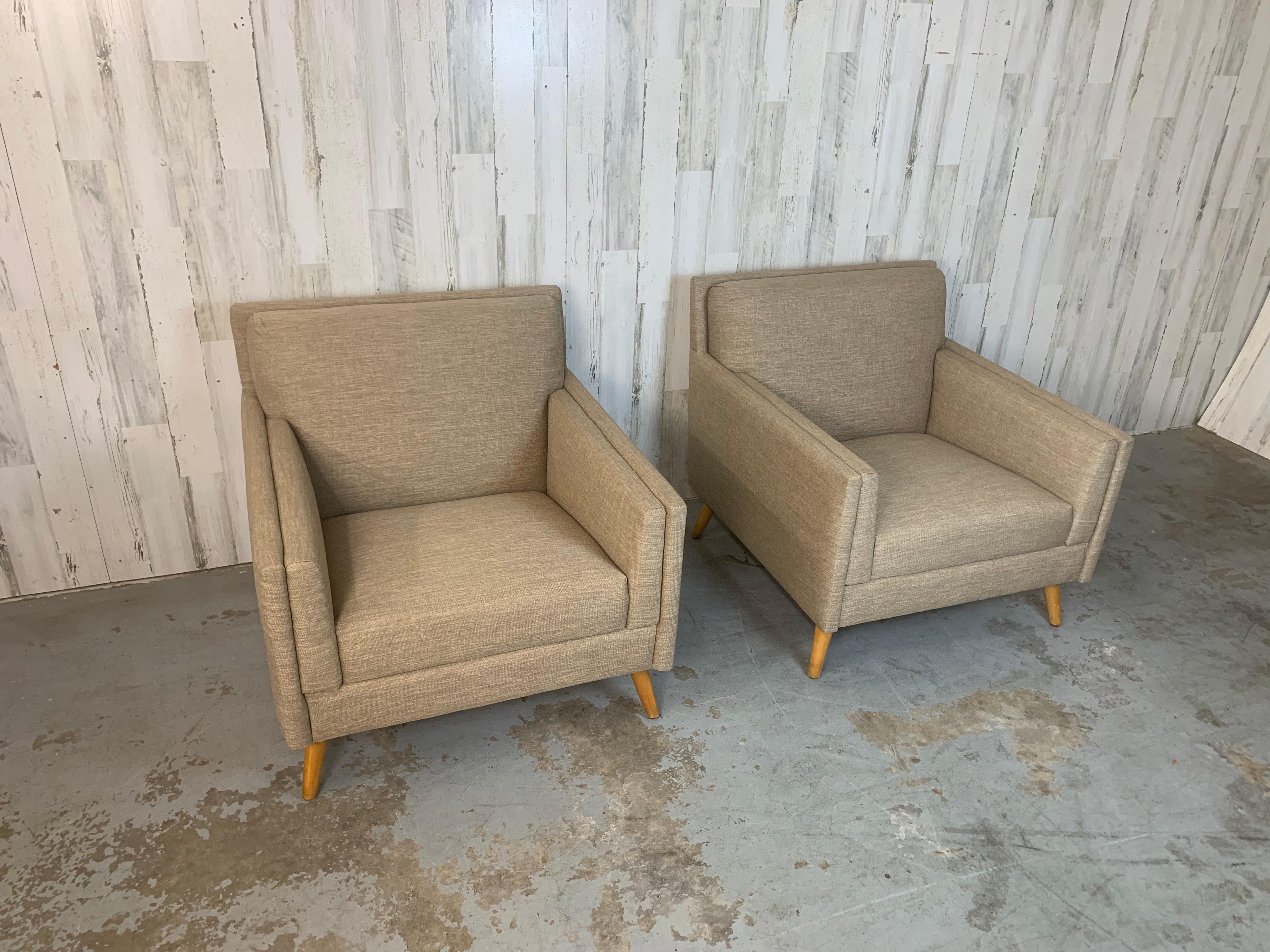 20ième siècle Paire de chaises longues des années 1950 en vente