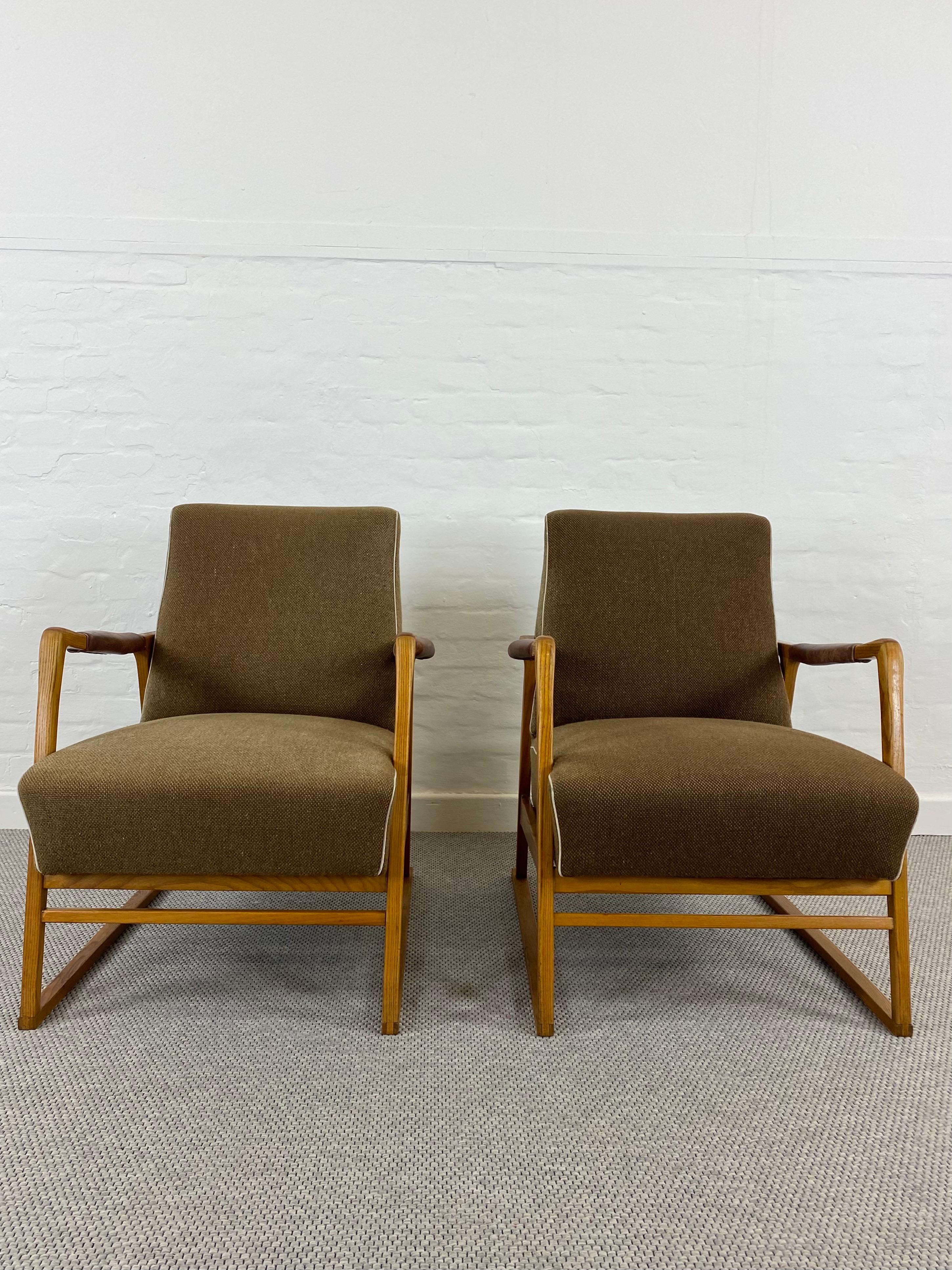 Pair of 1950s Midcentury WK Arm-Chairs with Runners for Deutsche Werkstätten For Sale 6