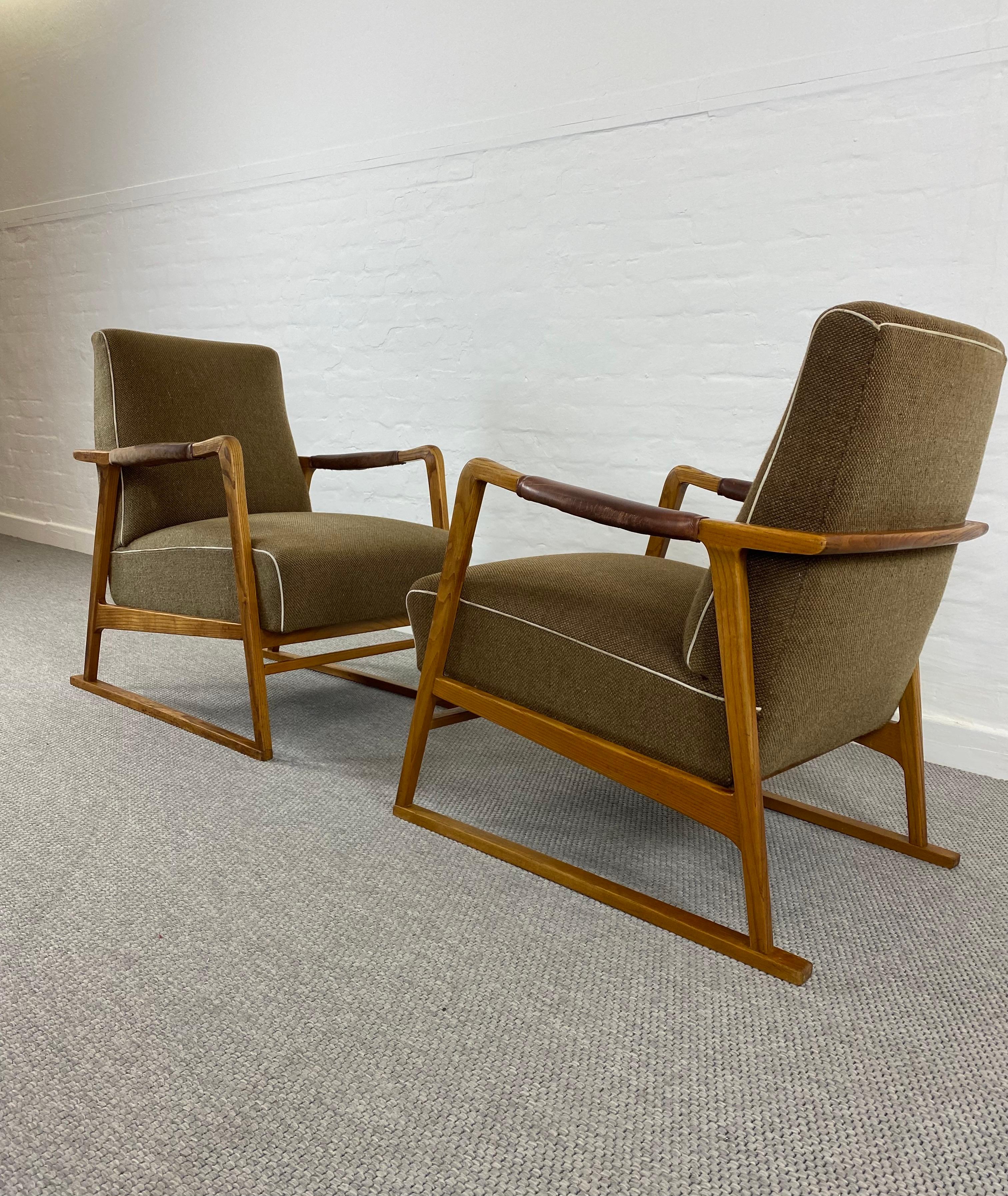 Mid-Century Modern Pair of 1950s Midcentury WK Arm-Chairs with Runners for Deutsche Werkstätten For Sale