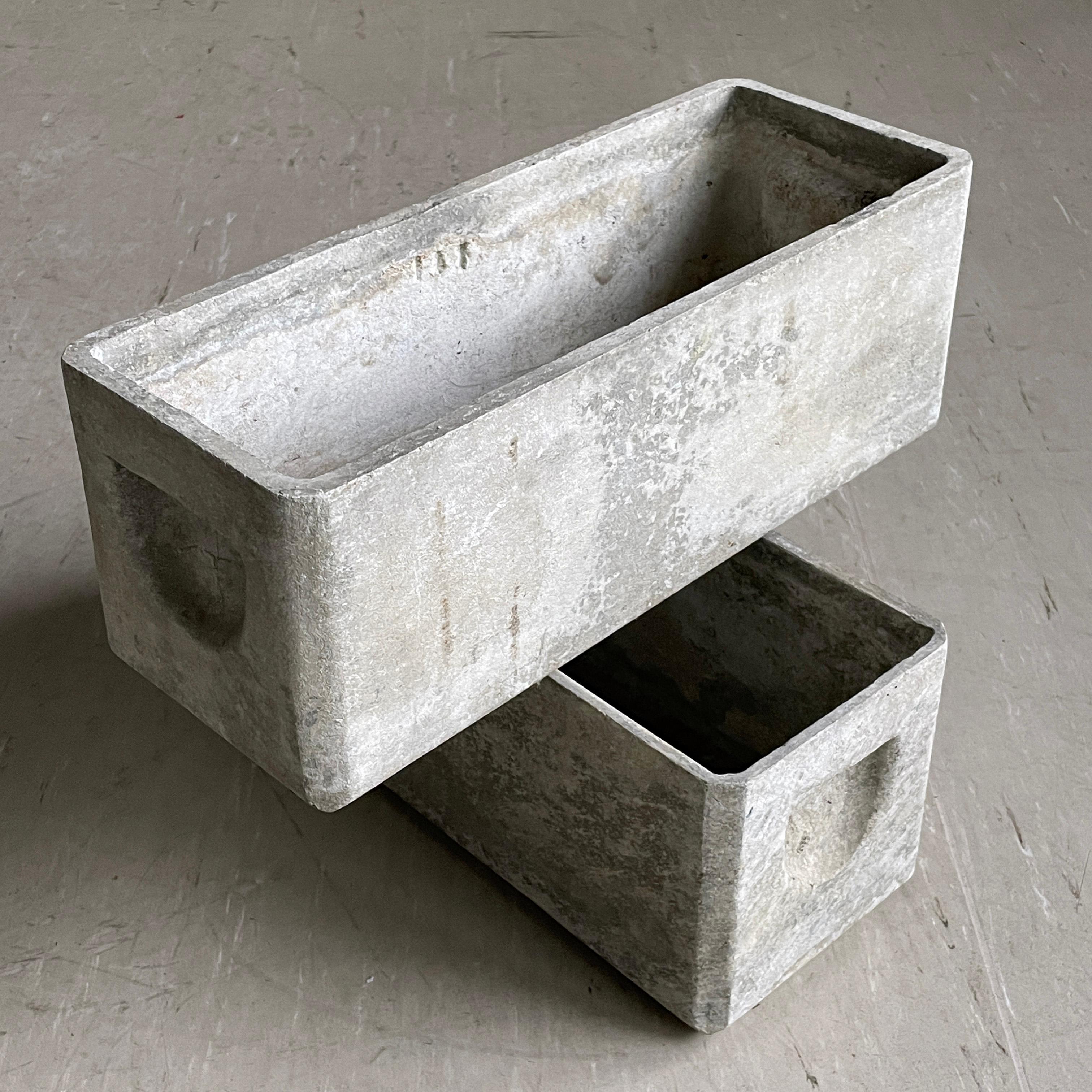 Pair of 1950's minimalist planters by Swiss designer, Willy Guhl - Eternit AG 10