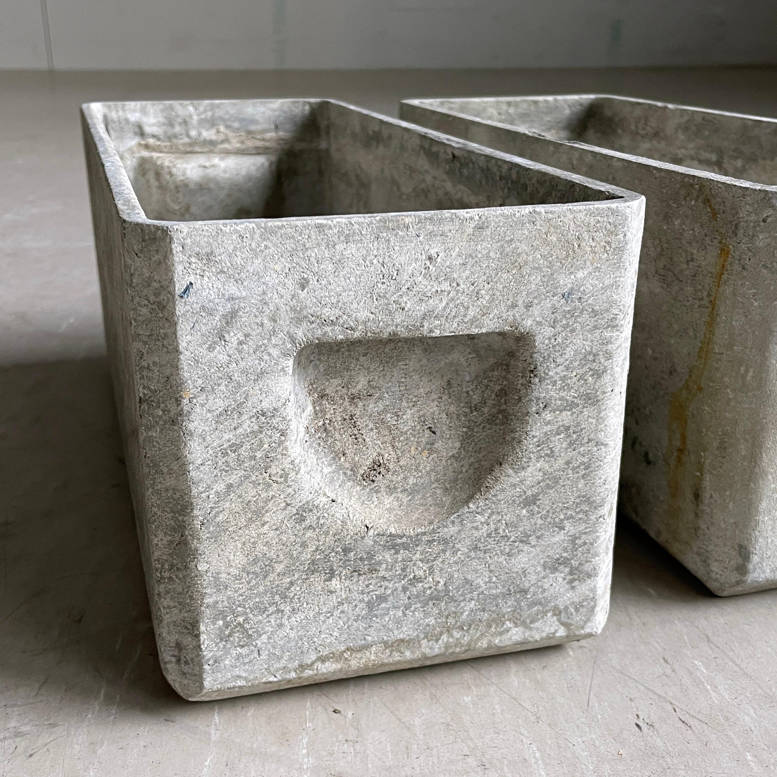 Pair of 1950's minimalist planters by Swiss designer, Willy Guhl - Eternit AG 1