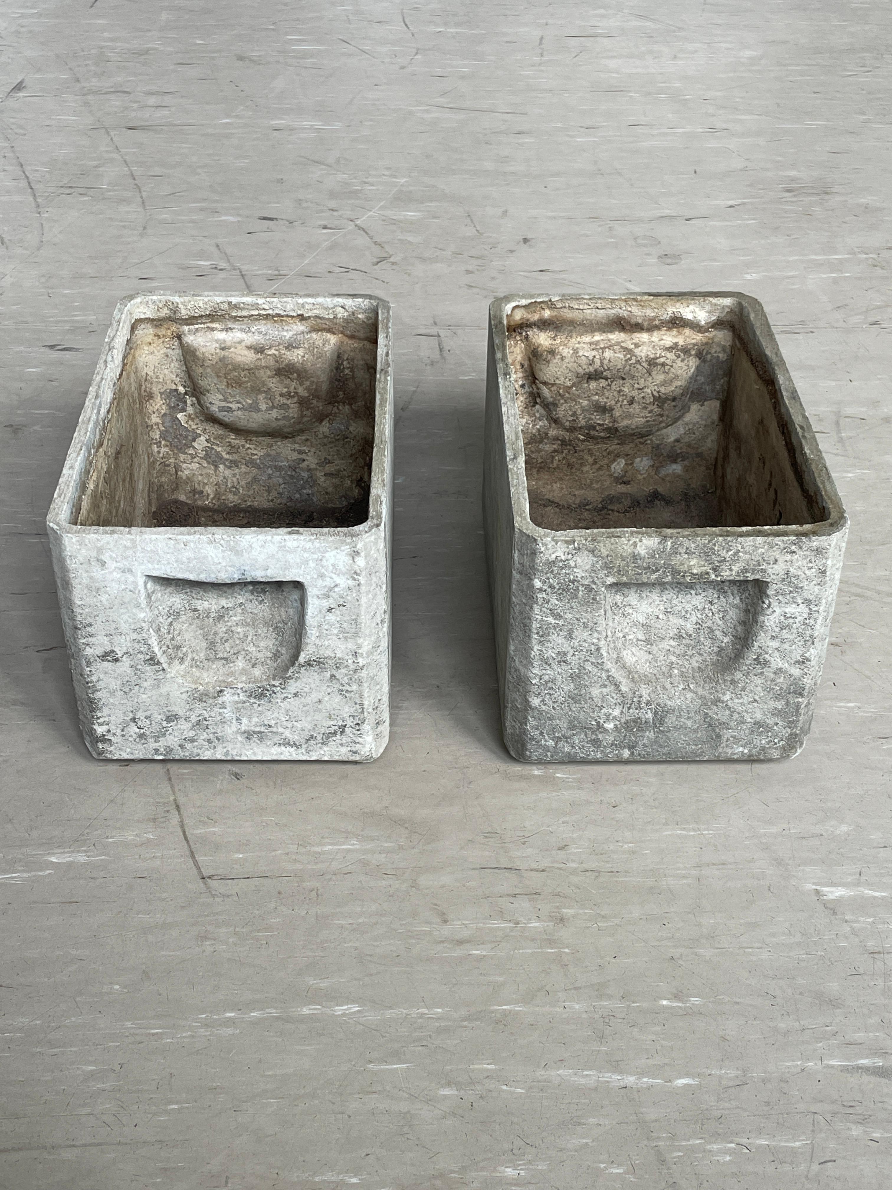 Minimalist Pair of 1950's minimalist planters by Swiss designer, Willy Guhl for Eternit AG
