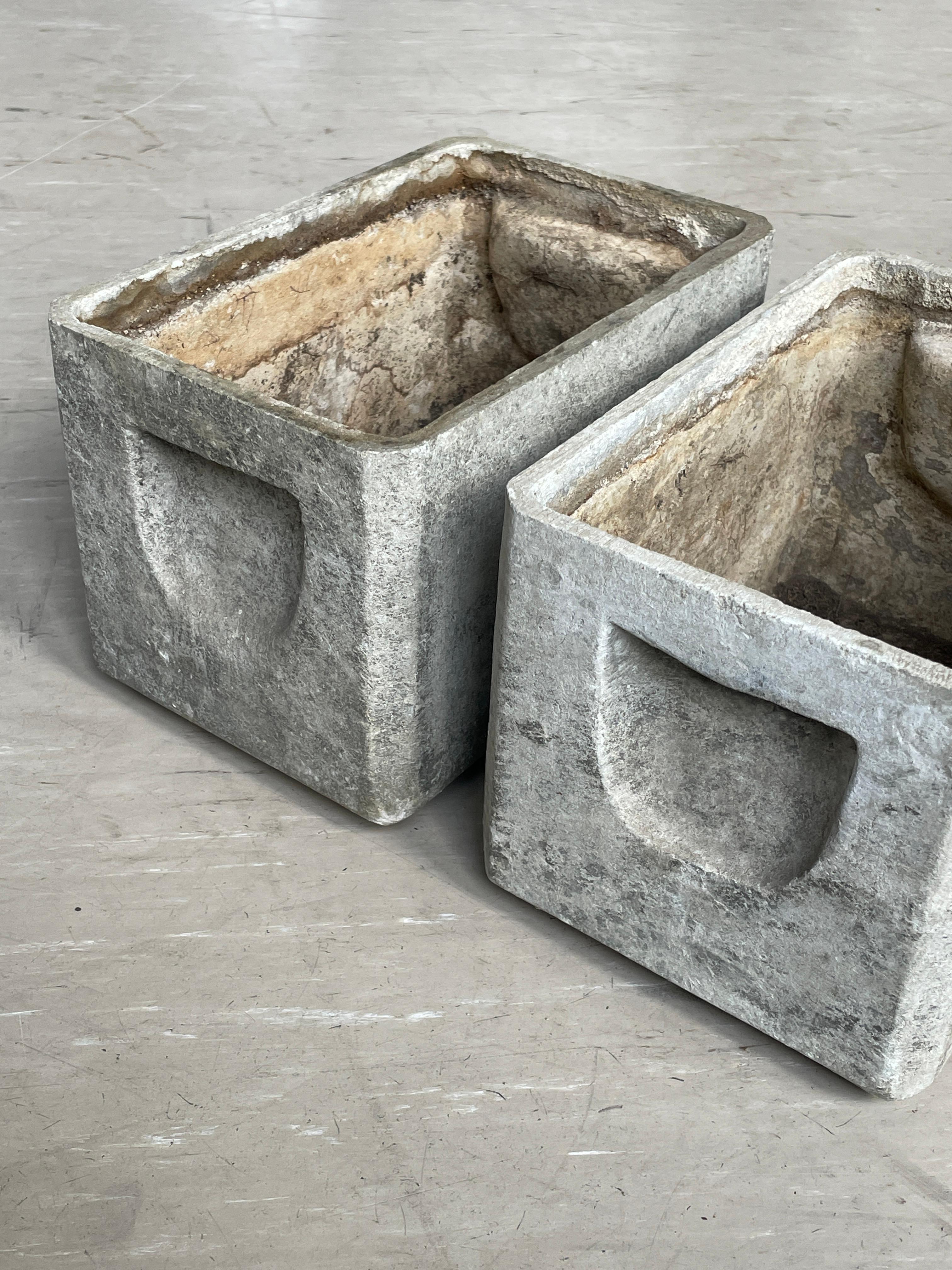 Pair of 1950's minimalist planters by Swiss designer, Willy Guhl for Eternit AG 3