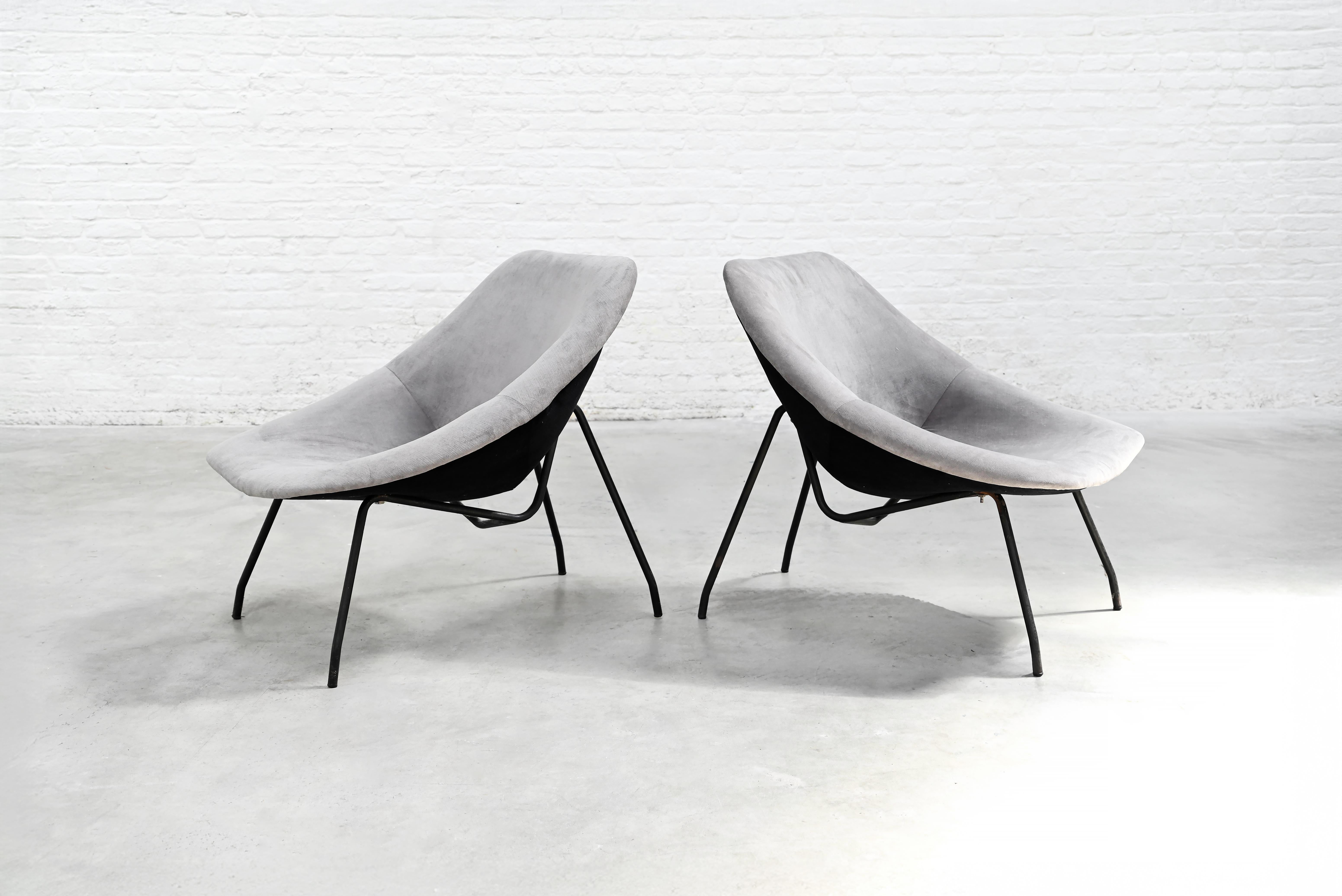 Paar modernistische Sessel aus den 1950er Jahren von GAR, Frankreich im Zustand „Gut“ im Angebot in Antwerp, Antwerp
