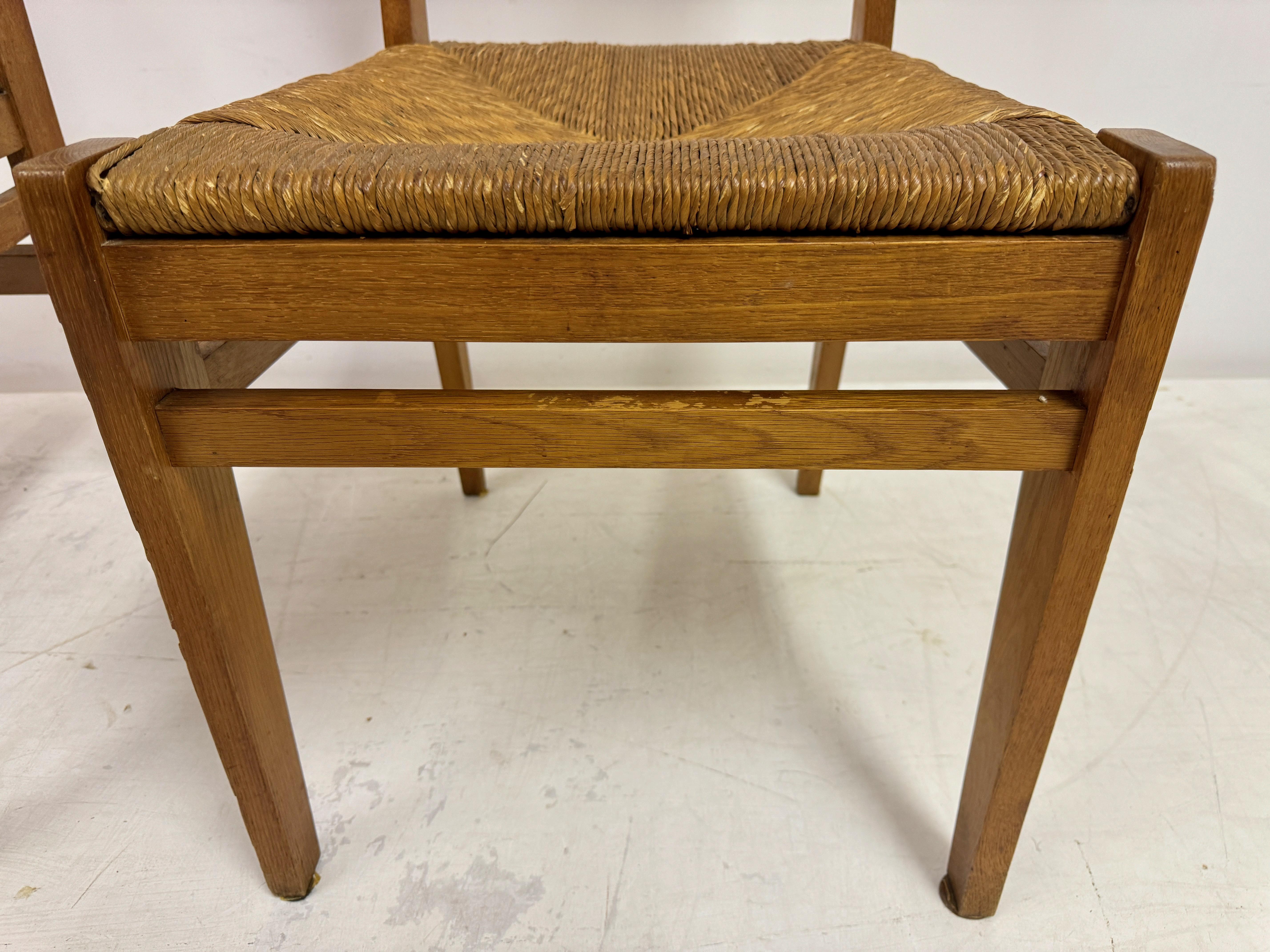 20th Century Pair of 1950s Oak and Rush Side Chairs For Sale