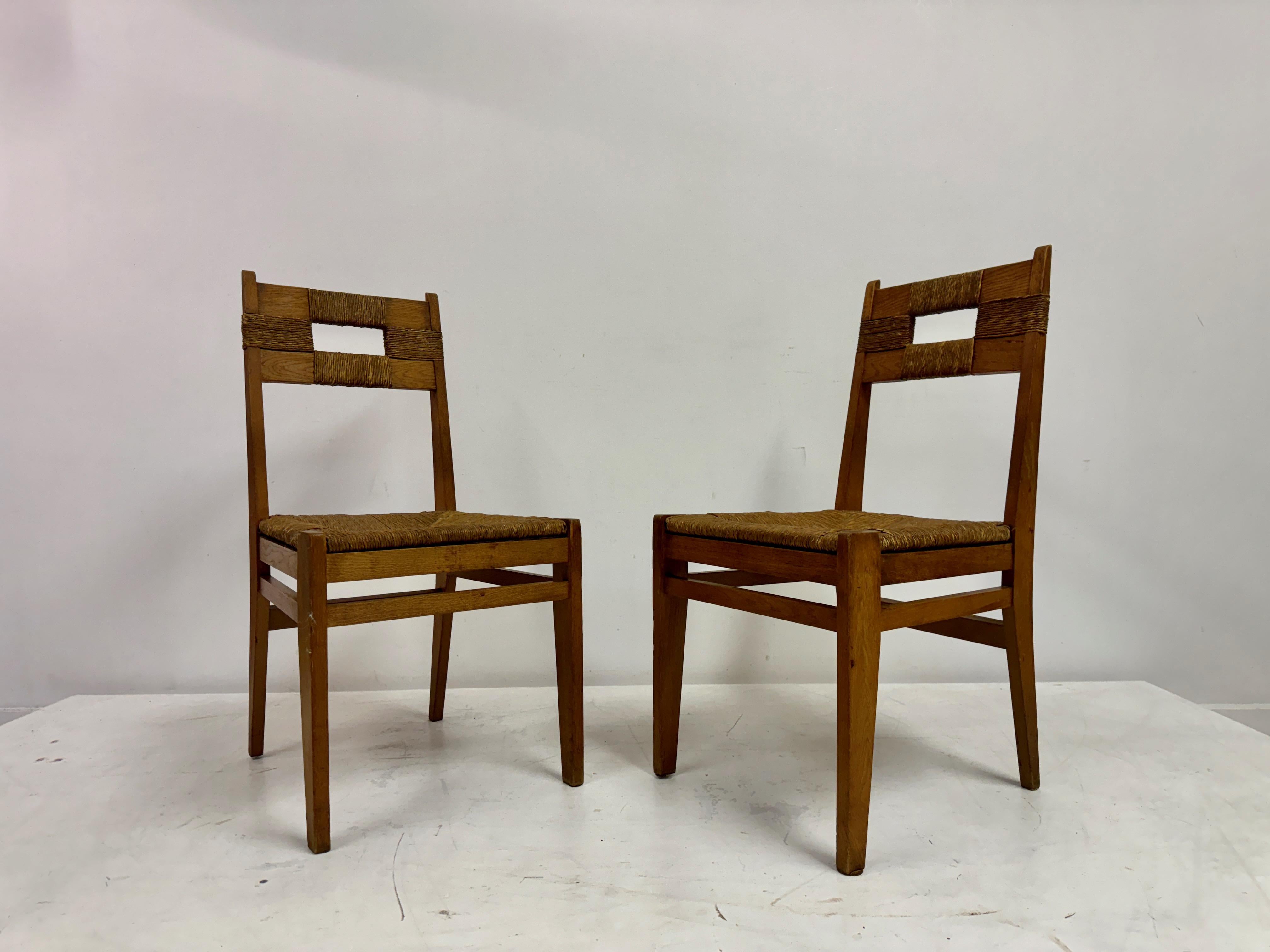 Pair of 1950s Oak and Rush Side Chairs For Sale 3