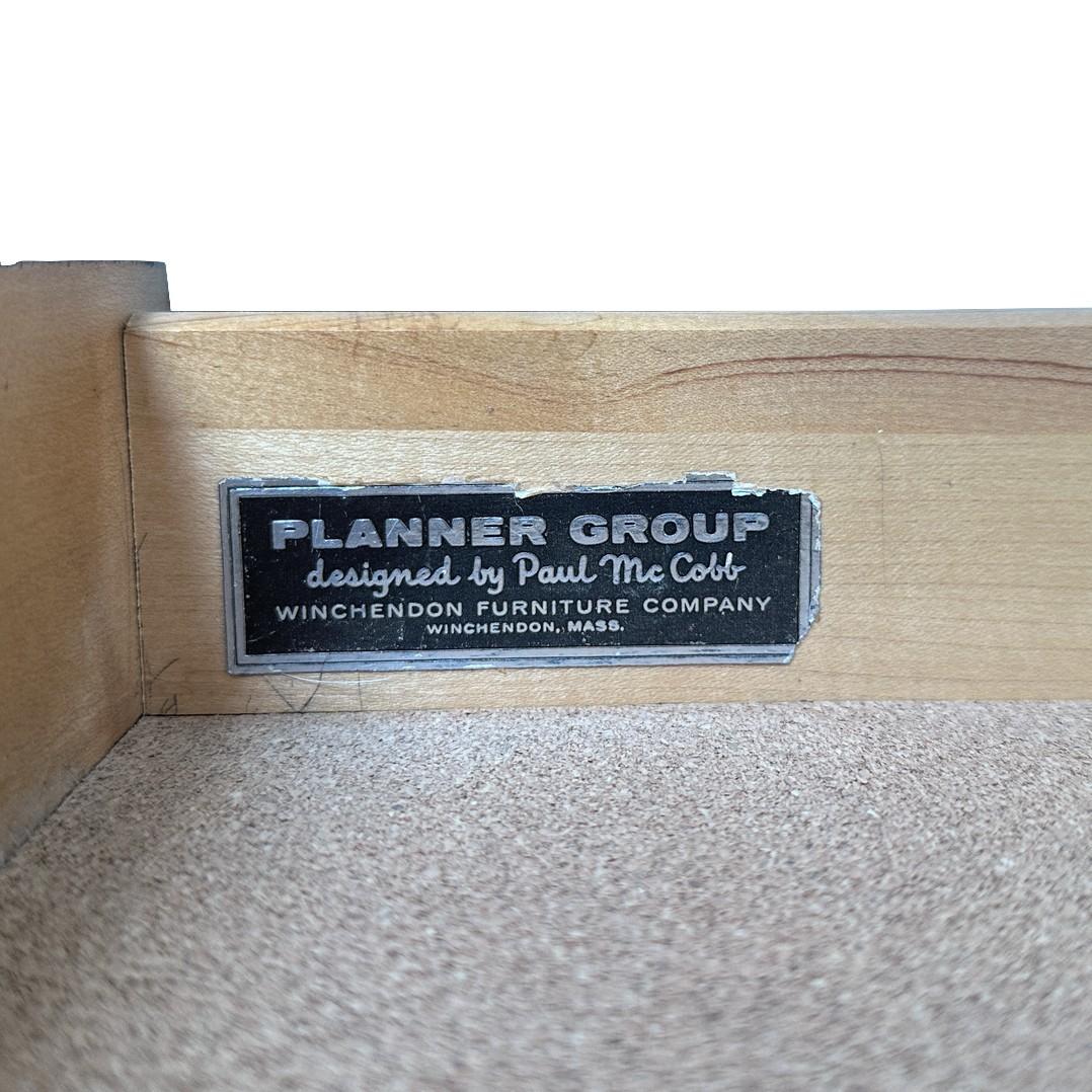 Metà XX secolo Coppia di tavolini da appoggio Planner Group di Paul McCobb degli anni '50 in vendita