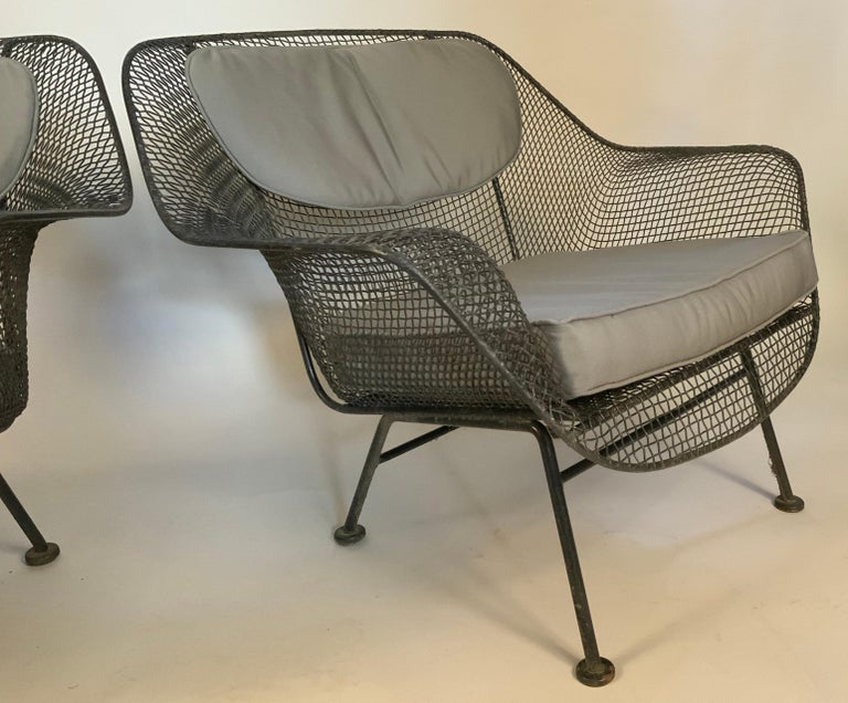 Pair of 1950's Sculptura Wrought Iron Lounge Chairs by Russell Woodard In Good Condition For Sale In Hudson, NY