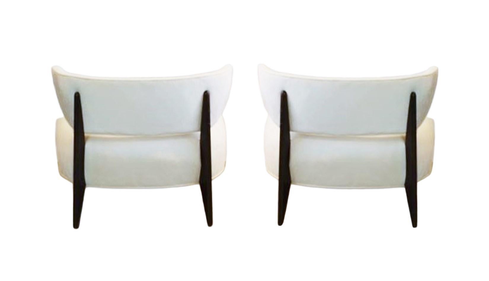 Paire de chaises longues sculpturales Art déco des années 1950 en vente 1