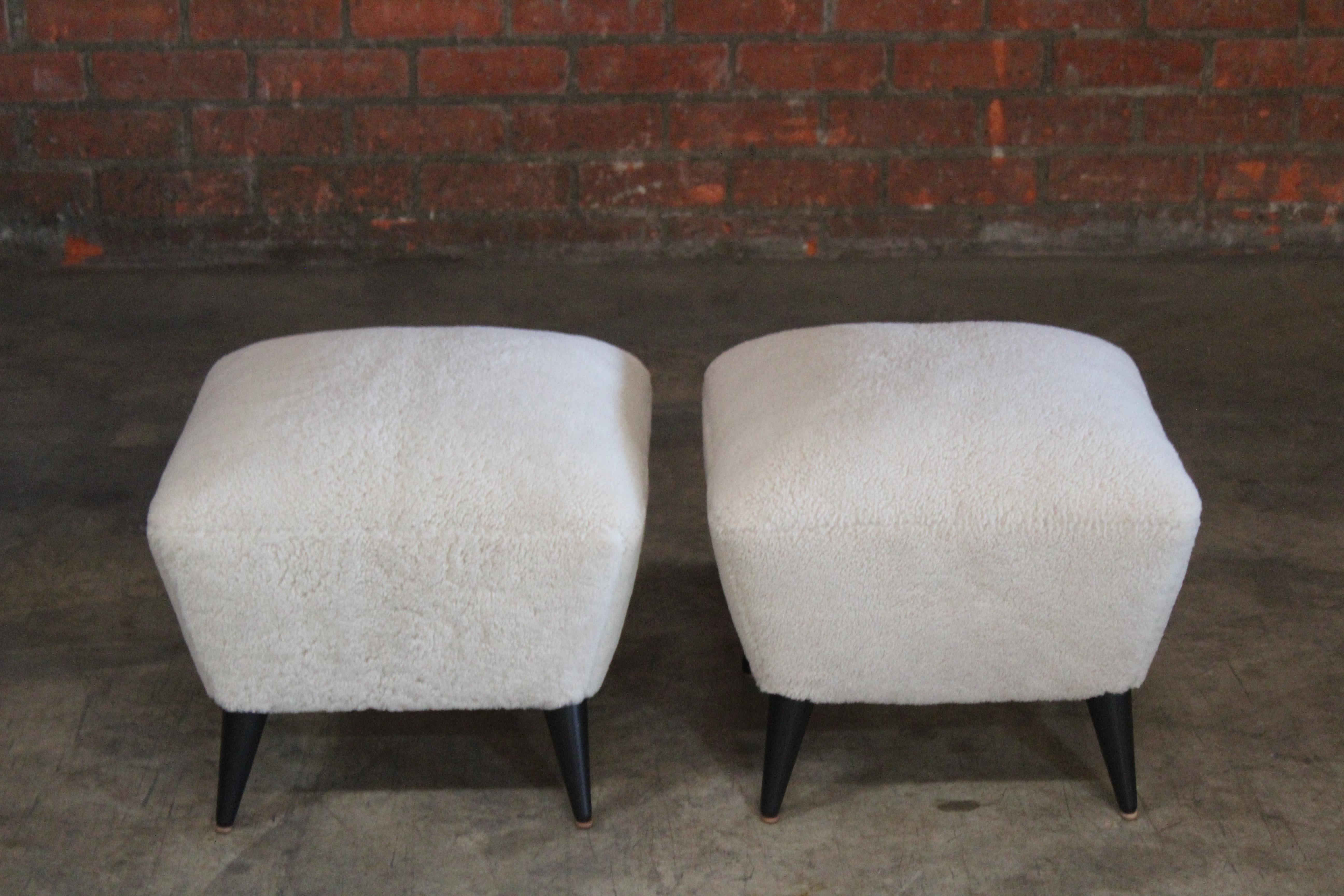 French Pair of 1950s Sheepskin Ottomans by Henri Cailon for Erton, France, 1956