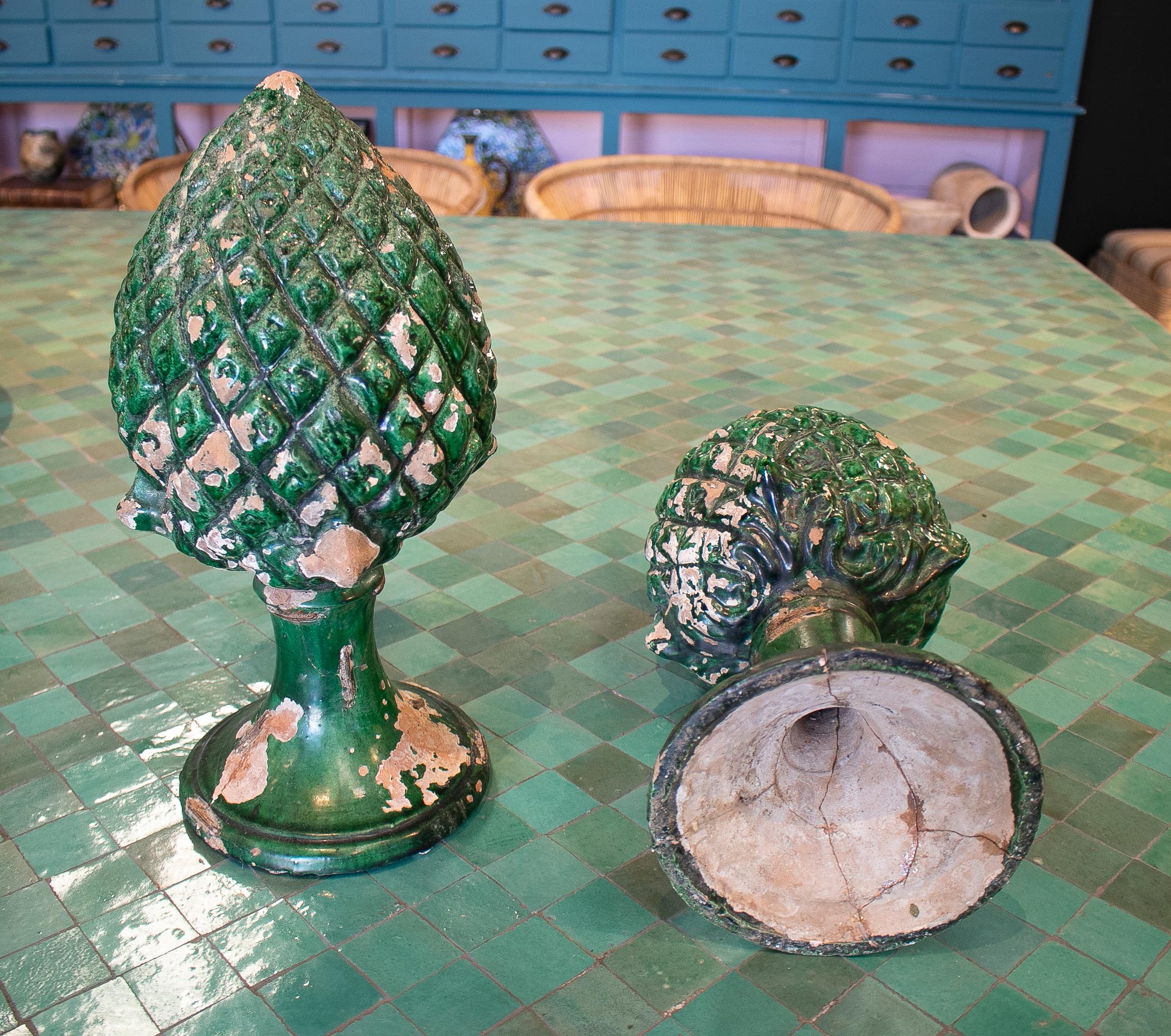 Pair of 1950s Spanish Green Glazed Pine Cone Terracotta Finials 1
