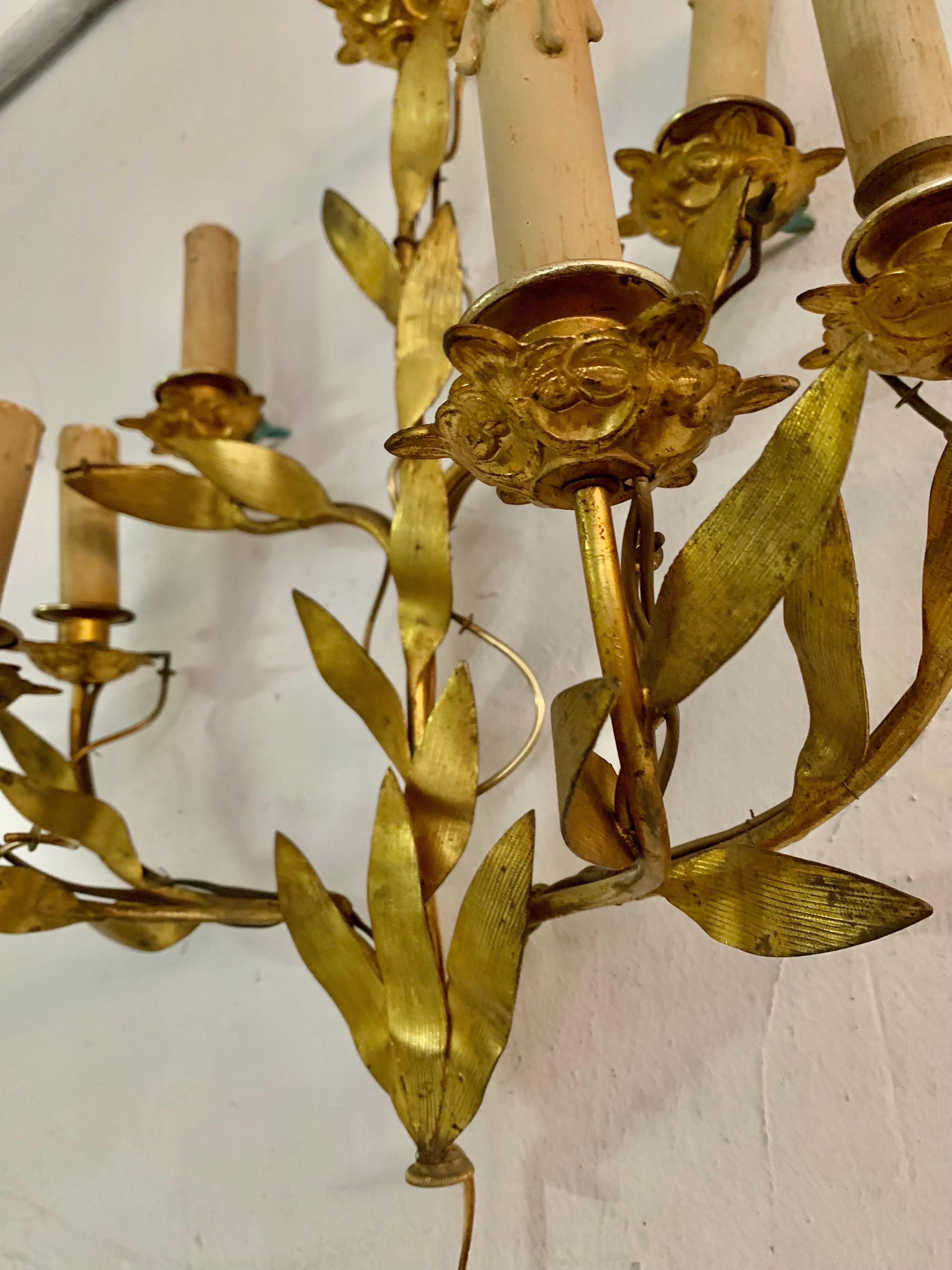 Pair of 1950s Spanish Wall Sconces in Gilt Metal and Six Light Arms For Sale 5