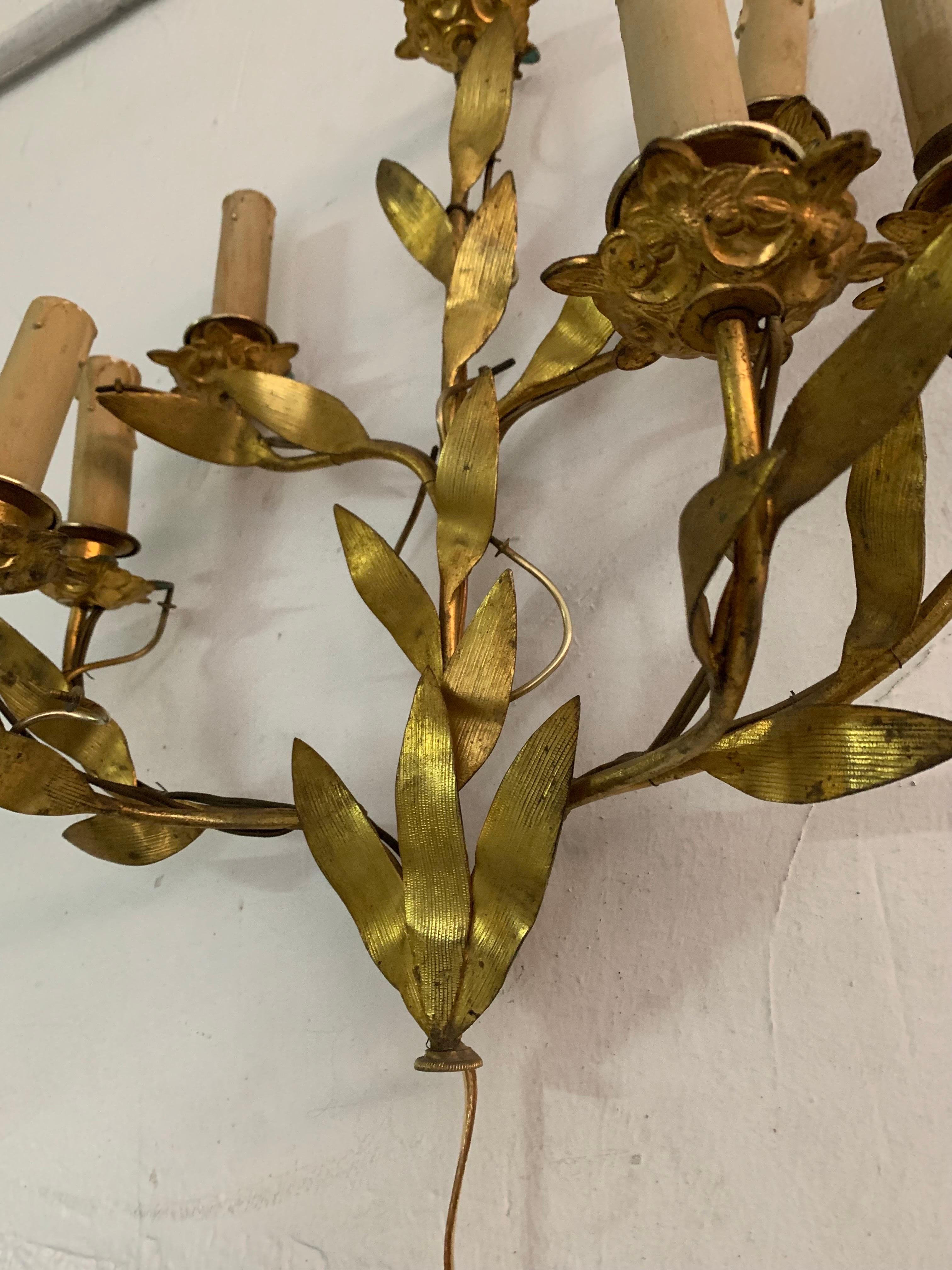 Pair of 1950s Spanish Wall Sconces in Gilt Metal and Six Light Arms For Sale 10