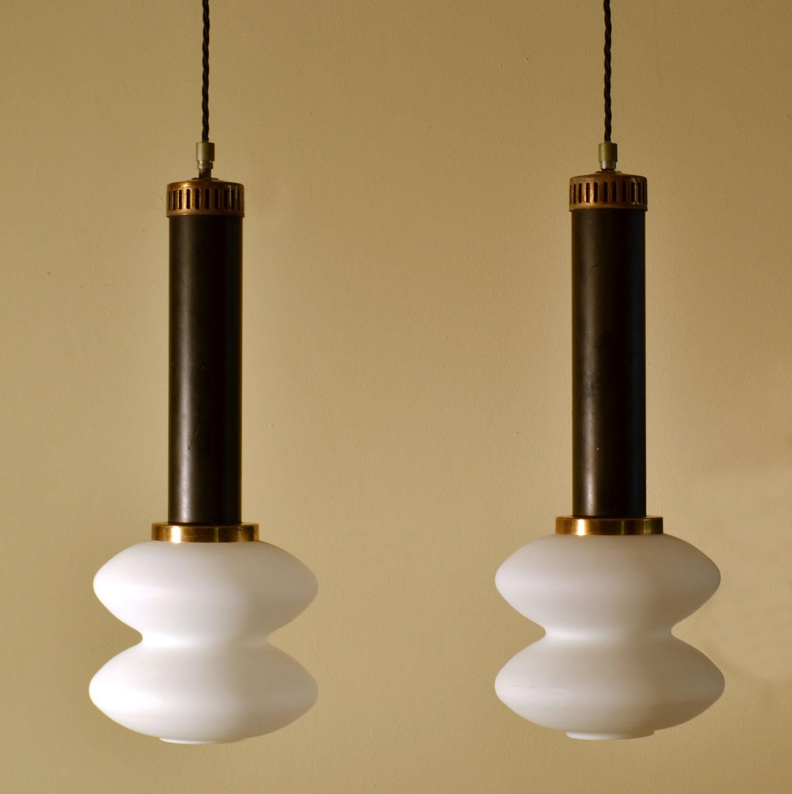 Pair of 1950s Stilnovo Pendant Lamps Frosted Glass In Excellent Condition In London, GB