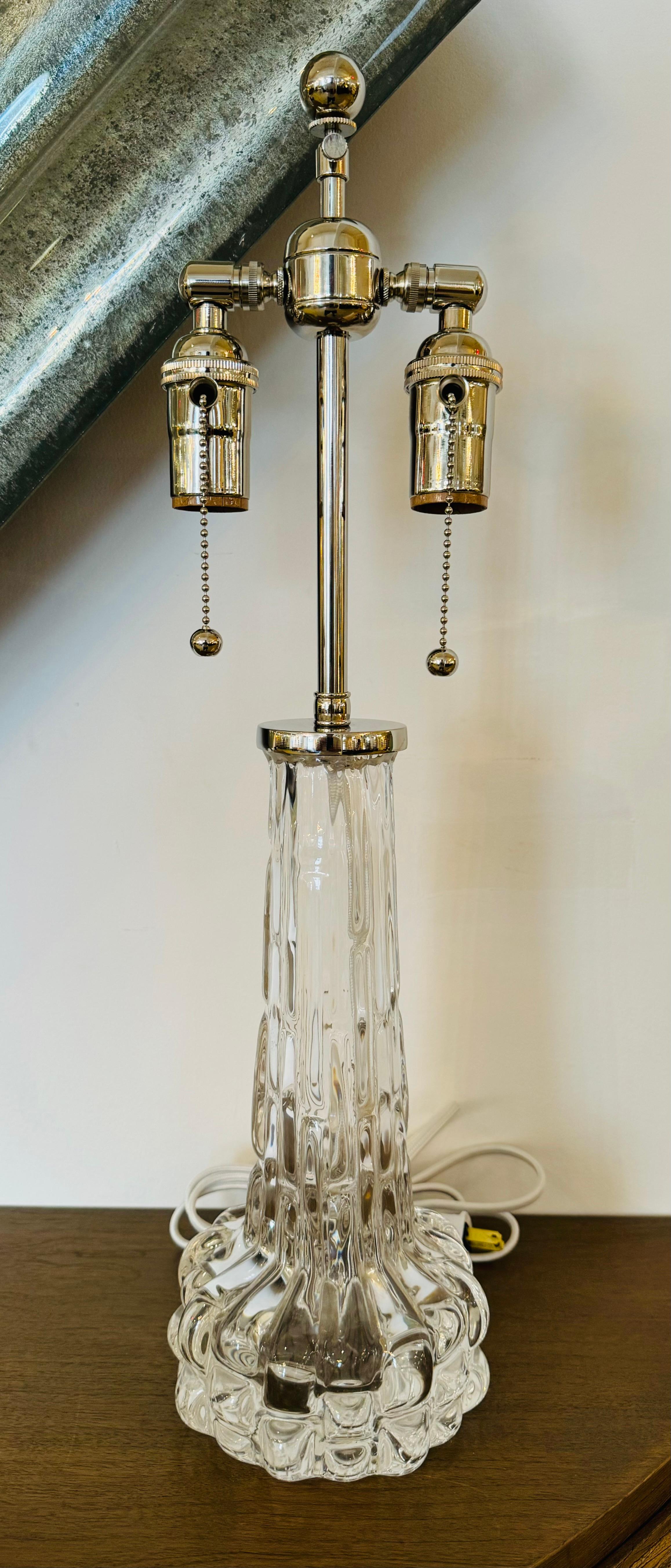 Mid-20th Century Pair of 1950s Swedish Crystal Orrefors Carl Fagerlund Clear Table Lamps For Sale