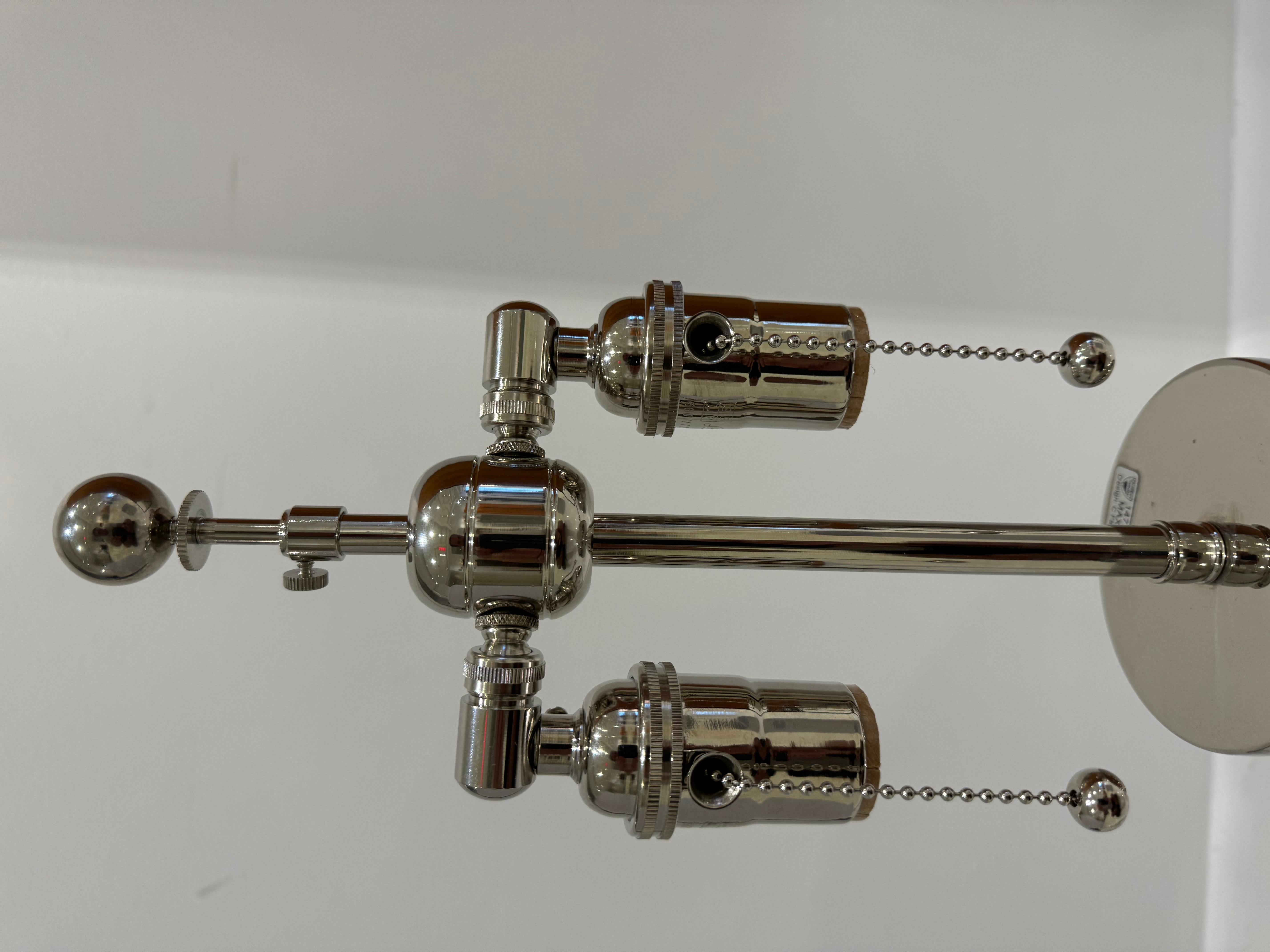 Cristal Paire de lampes de table en cristal suédois Orrefors Carl Fagerlund du milieu du siècle dernier en vente