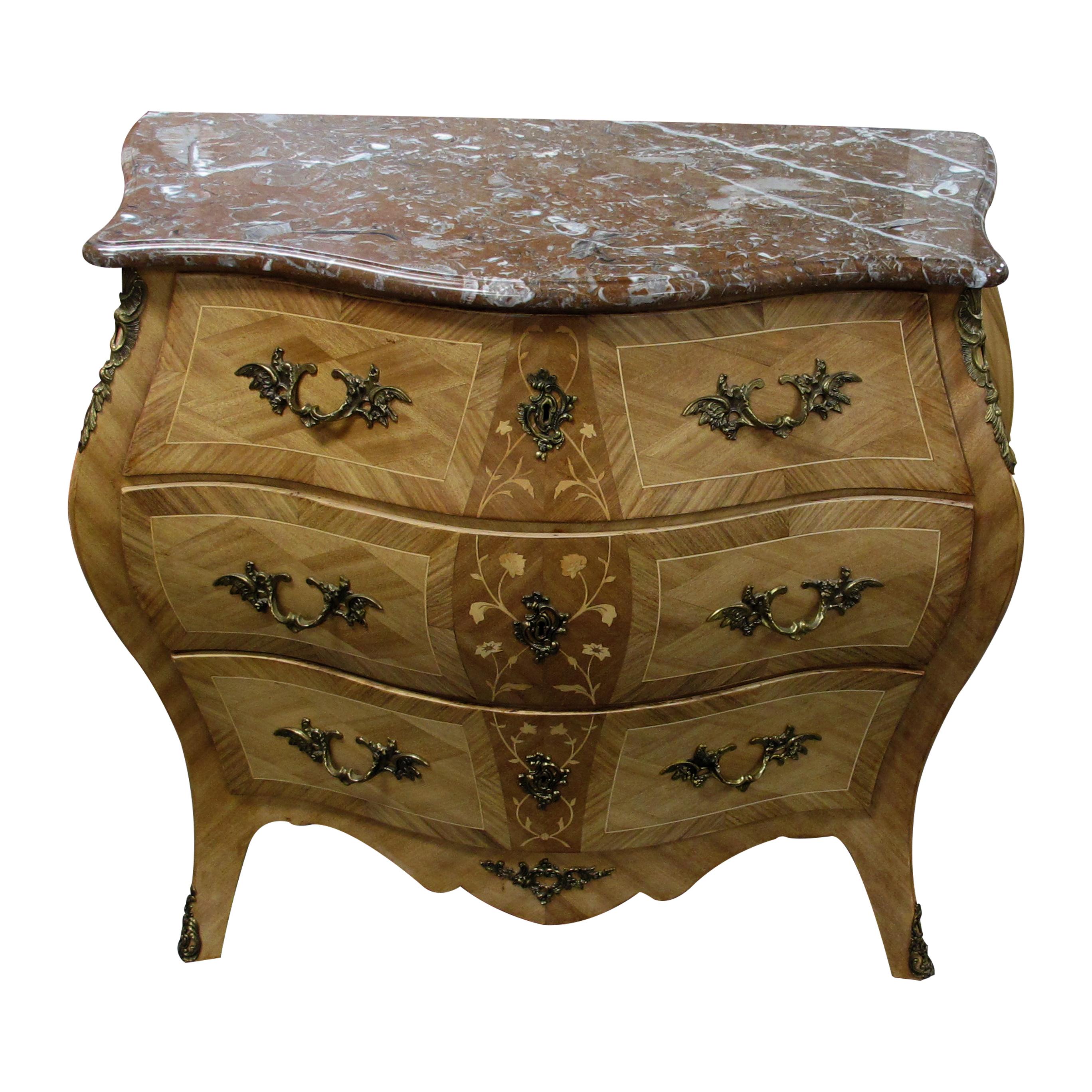 Mid-Century Modern Pair of 1950s Swedish Walnut Inlaid Serpentine Bombe Chest of Drawers/Commodes
