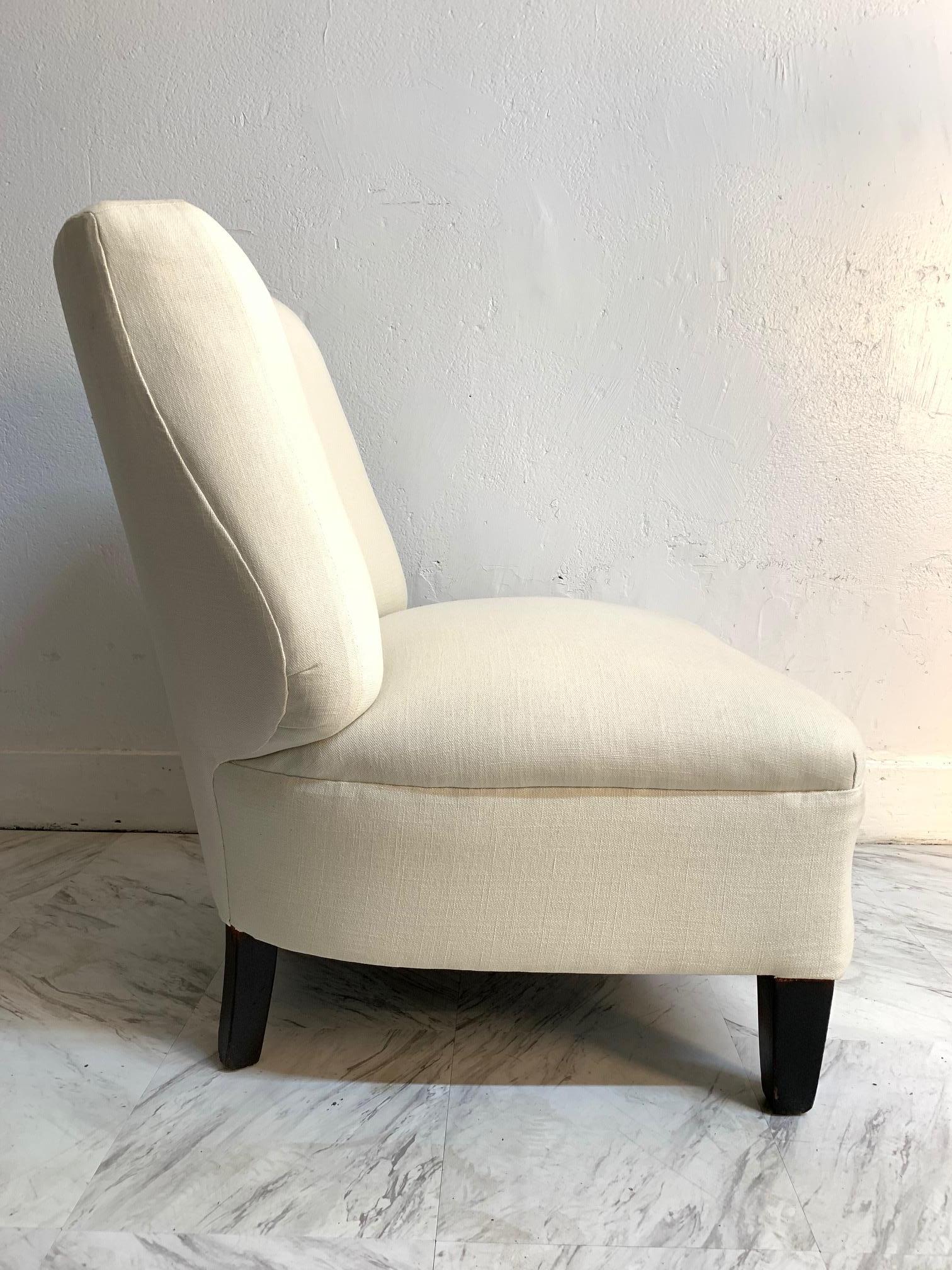 Pair of 1950s Upholstered Lounge Chairs In Good Condition For Sale In New York, NY