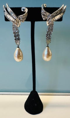 Pair of 1950s Vintage American Marcel Boucher Glam Faux Pearl Teardrop Earrings